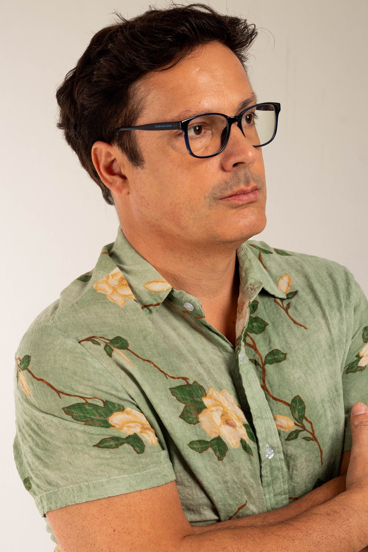 Verde | Camisa floral Provence verde – foto de ensaio, close