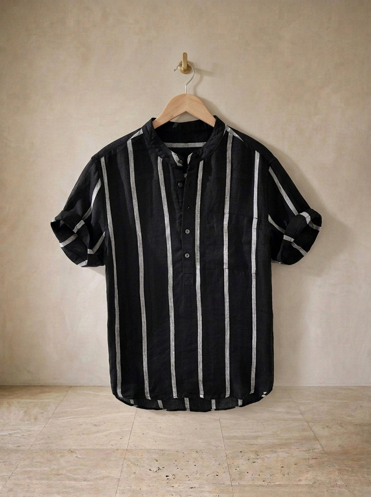 Preto | Camisa de linho gola padre Gordes preto – peça sozinha, foto de produto