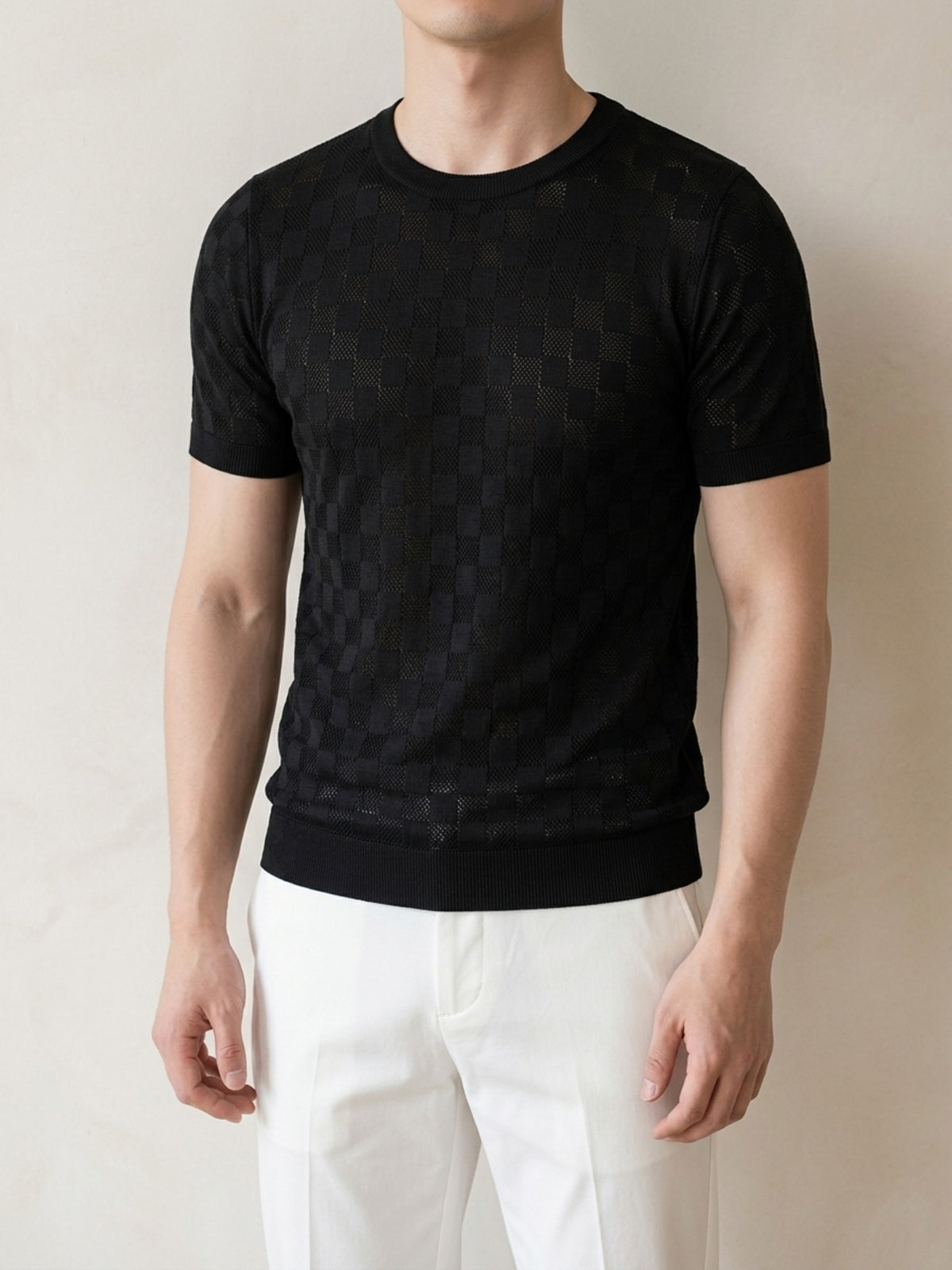Preto | Camiseta de tricô Sartong Svolvær preto – peça no corpo, foto de produto