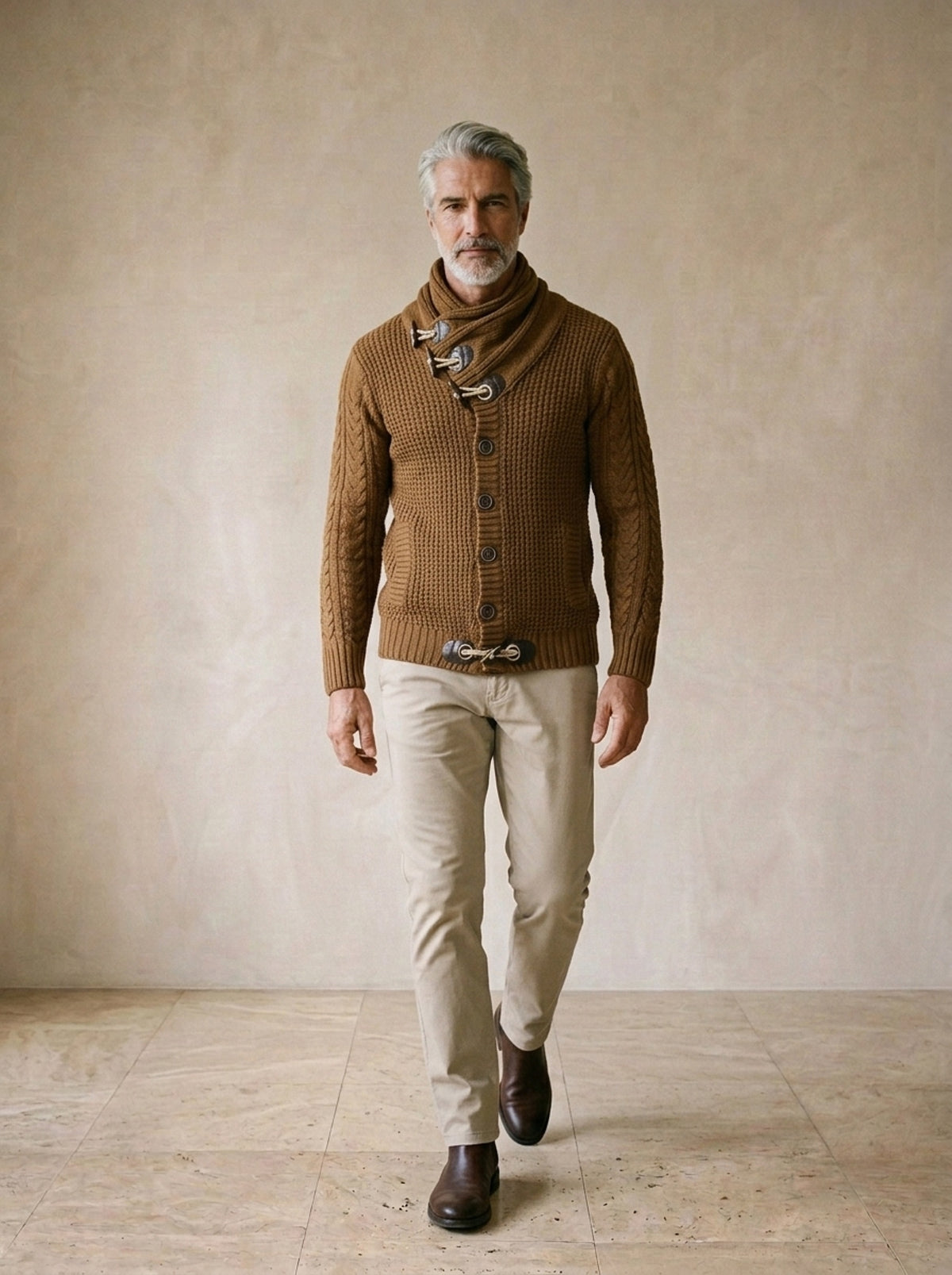 Café | Cardigan de tricô gola xale Andermatt café – corpo inteiro, modelo caminhando