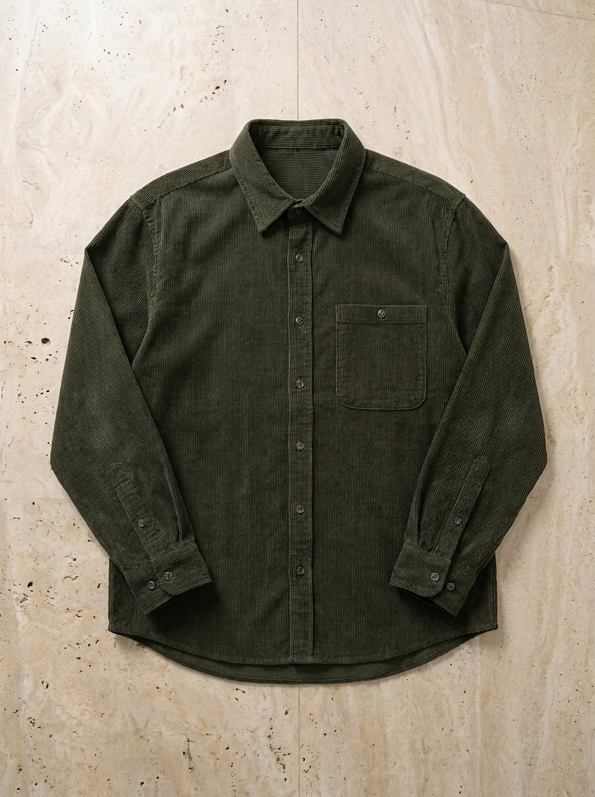 Verde | Camisa de veludo manga longa Antibes verde – peça sozinha vista de cima