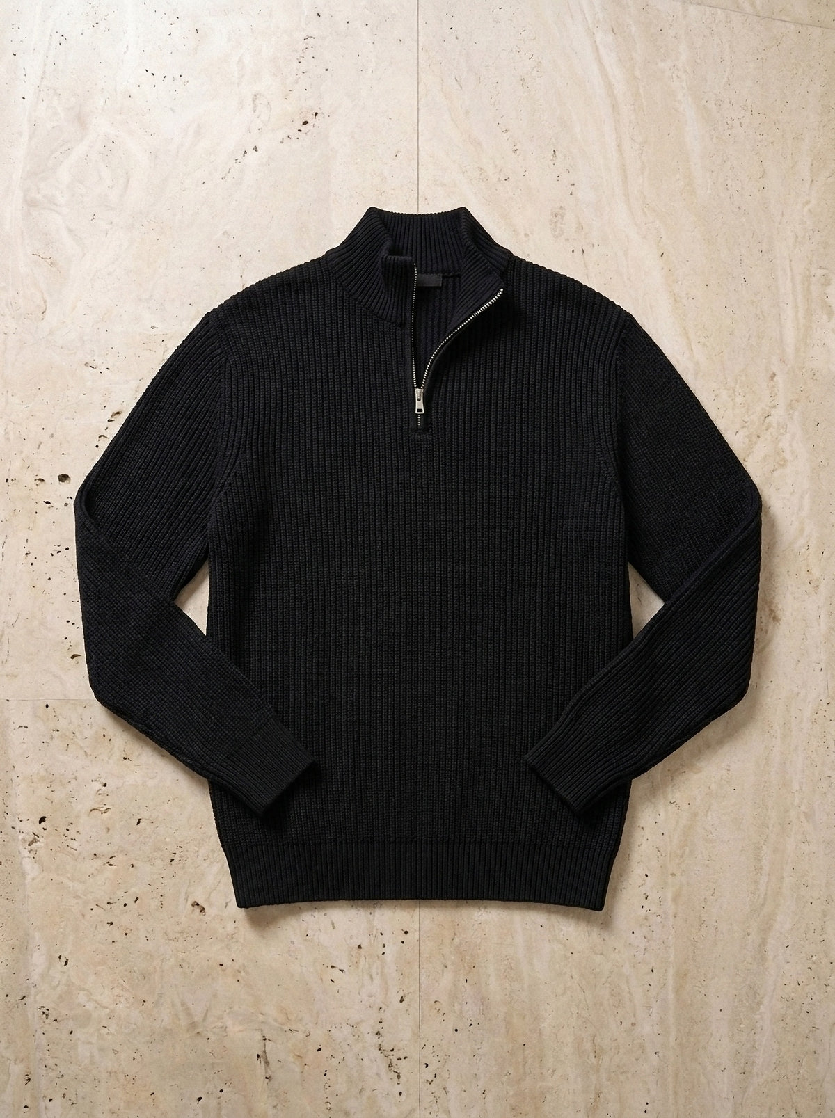 Preto | Suéter de tricot Argentière preto – peça sozinha vista de cima