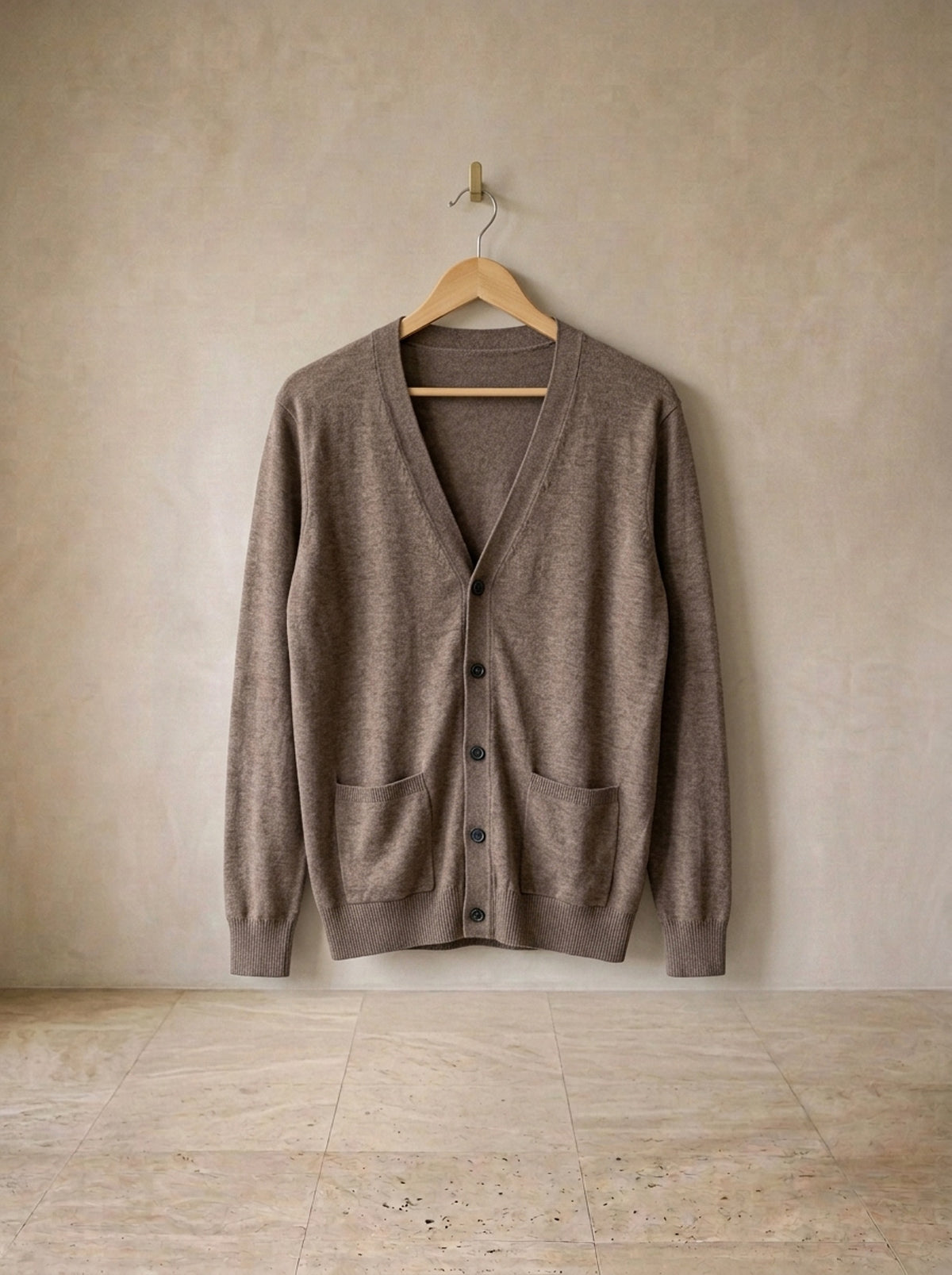 Café | Cardigan de tricô decote V Auch café – peça sozinha, foto de produto