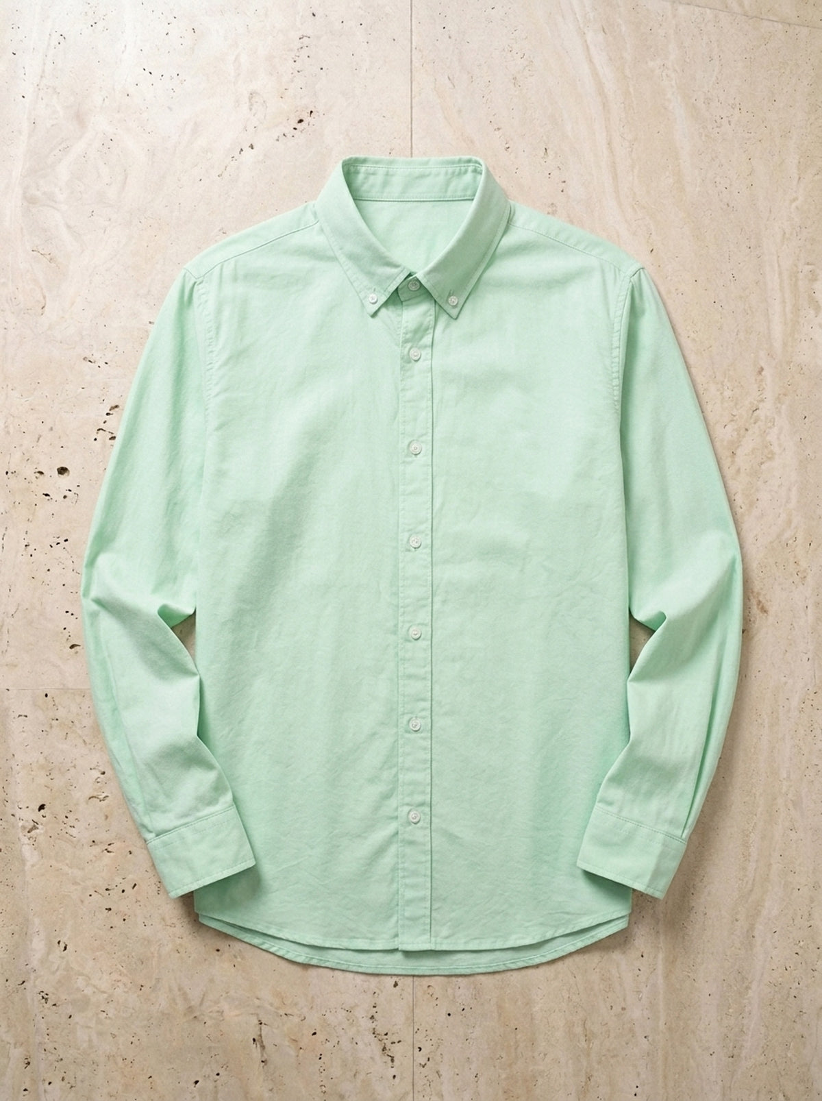 Verde-claro | Camisa oxford gola de botão Balazuc verde-claro – peça sozinha vista de cima