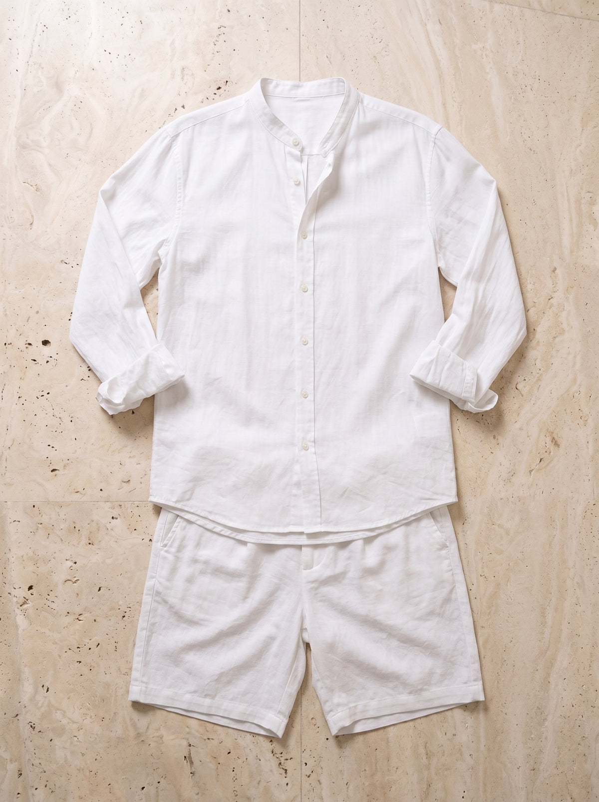Branco | Conjunto camisa manga longa gola padre e short Bandol branco – peça sozinha vista de cima