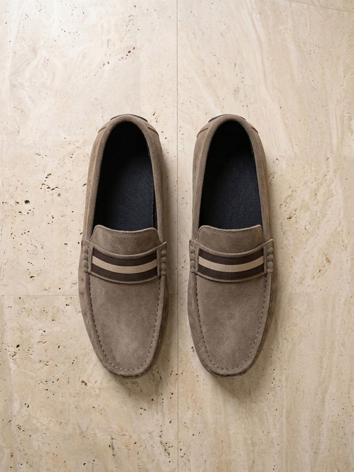 Caqui | Mocassim social Sartong Bassano caqui – par visto de cima