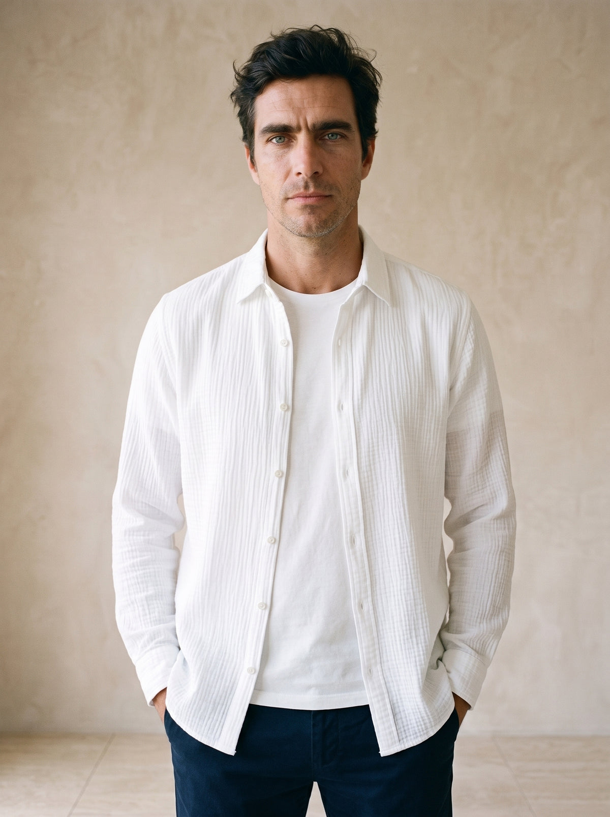 Branco | Camisa slim Belfast branco – vista de frente, recorte próximo