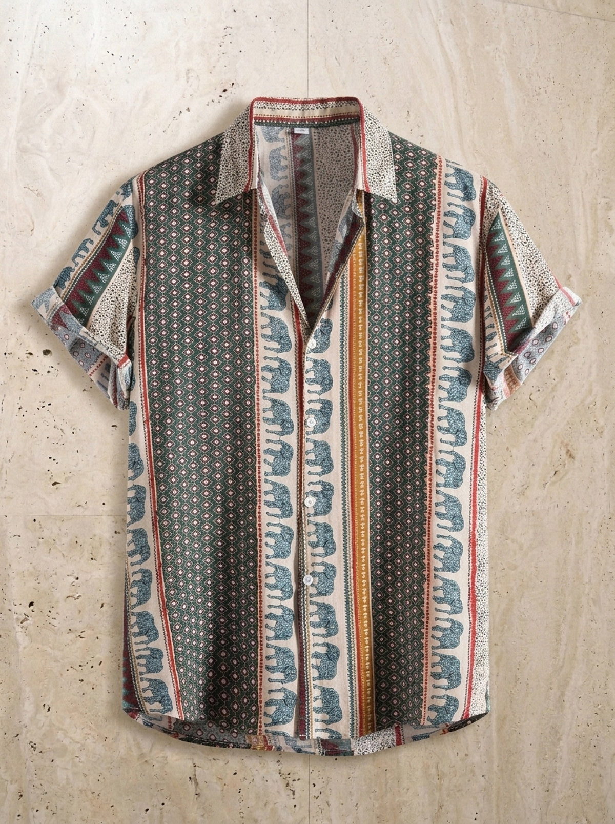 Camisa estampa étnica Bellagio – peça sozinha vista de cima