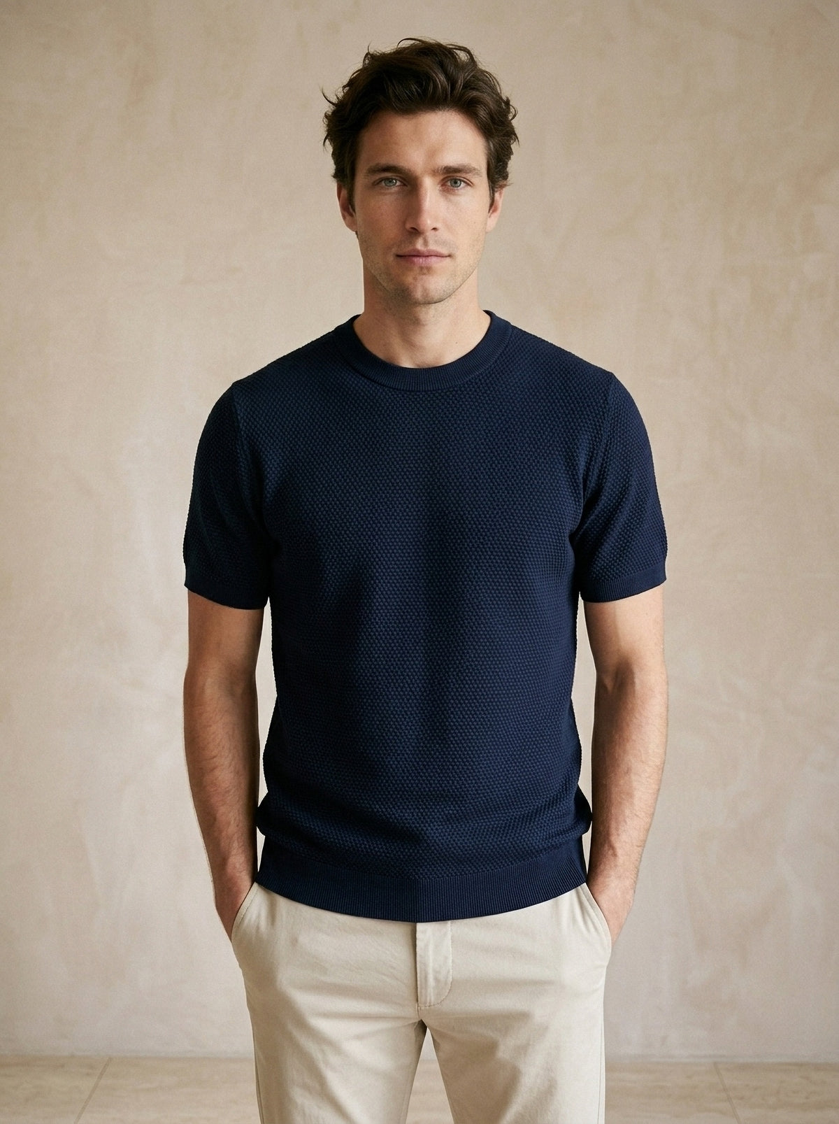 Azul-marinho | Camiseta de algodão slim Bosa azul-marinho – vista de frente, recorte próximo