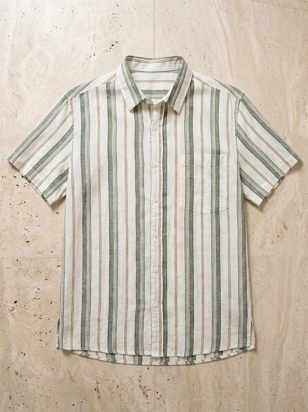 Verde | Camisa de linho listrada Brno verde – peça sozinha vista de cima