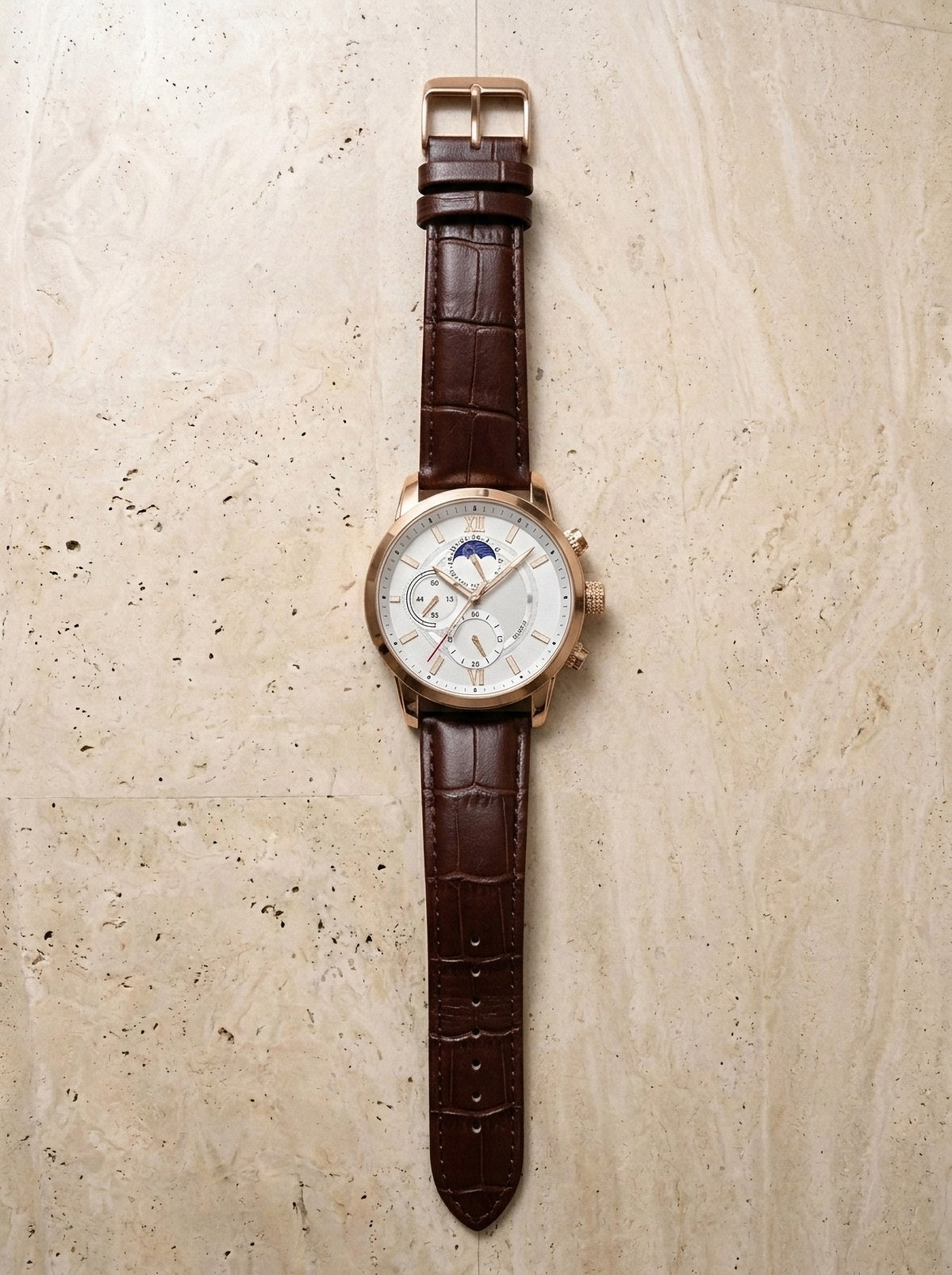 Rosé e branco | Relógio com pulseira de couro Cesenatico rosé e branco – peça sozinha vista de cima