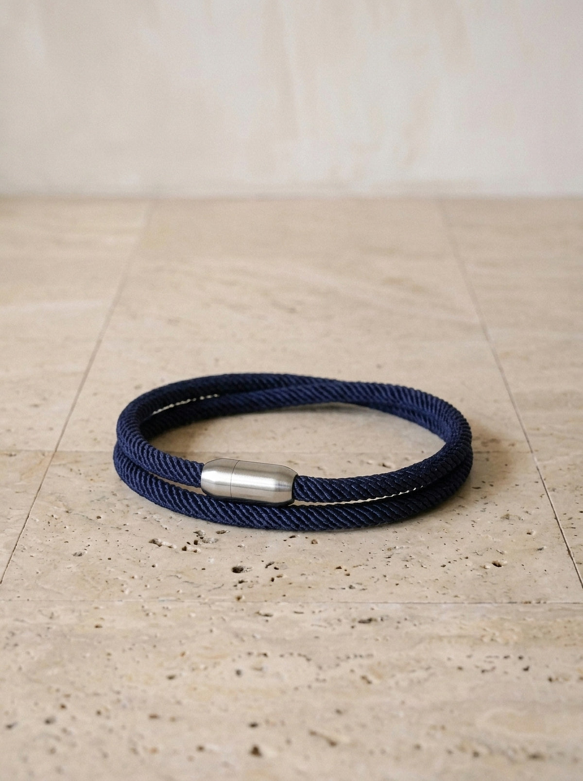 Azul-marinho | Pulseira de cordão Chioggia azul-marinho – vista três quartos