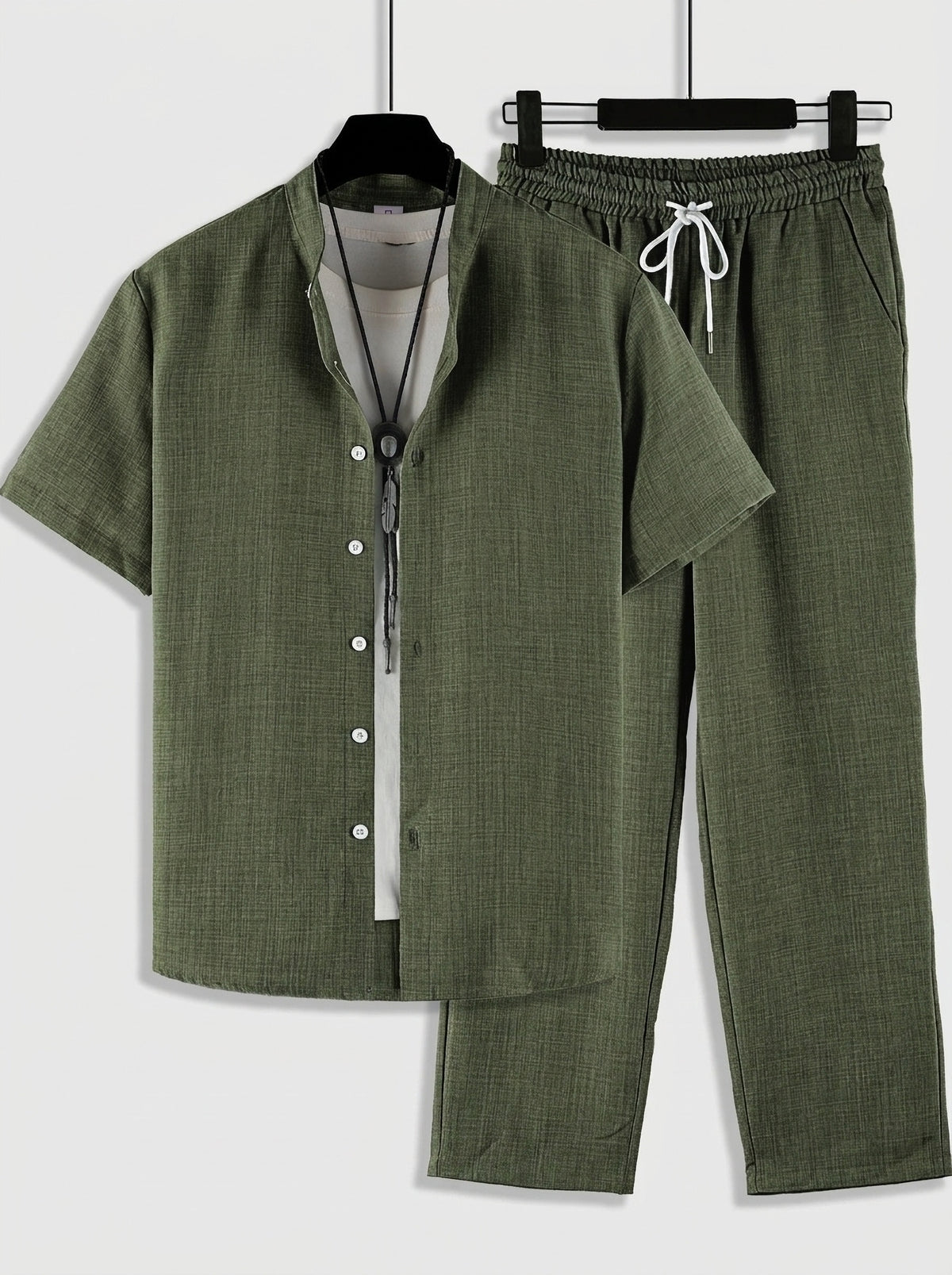 Verde-oliva | Conjunto camisa gola padre e calça Corfu verde-oliva – foto de produto