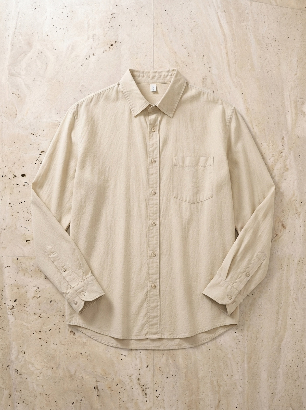 Caqui | Camisa de linho Cremona caqui – peça sozinha vista de cima