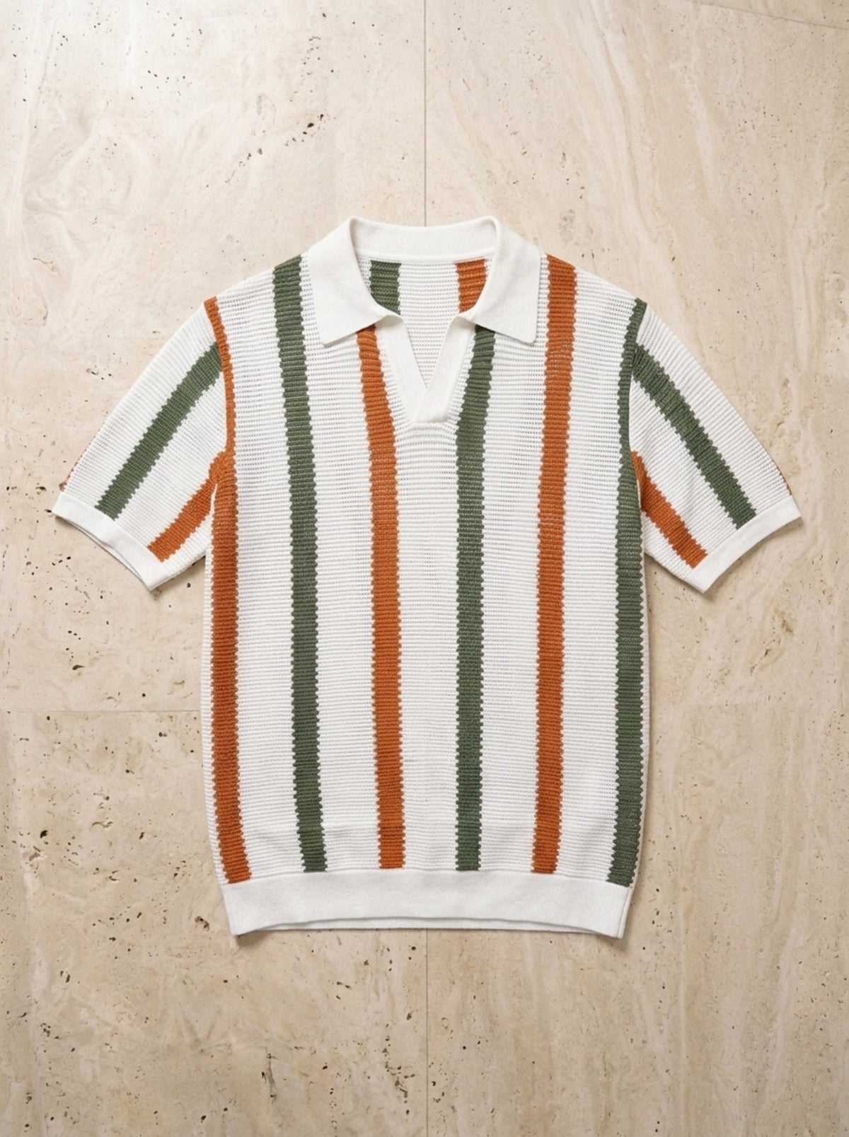 Branco | Camisa polo de tricô listrada Deauville branco – peça sozinha vista de cima