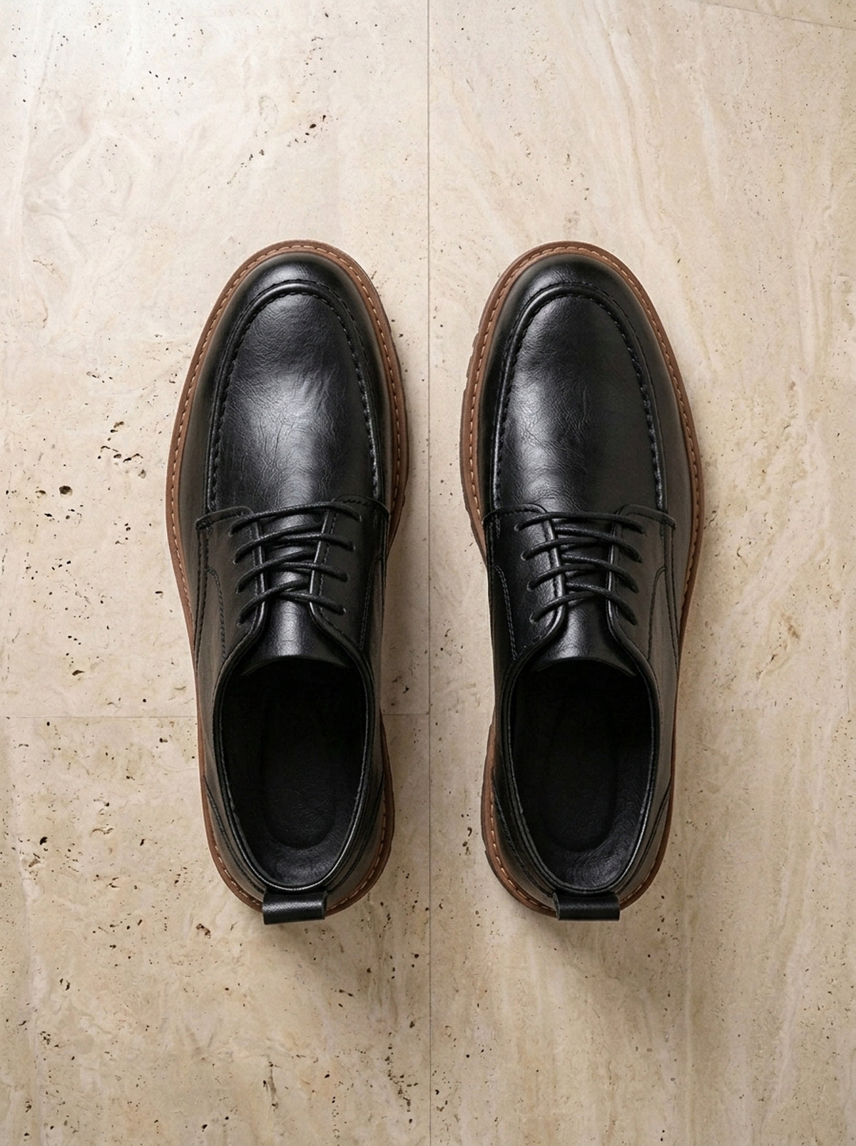 Preto | Sapato social de couro Dozza preto – par visto de cima