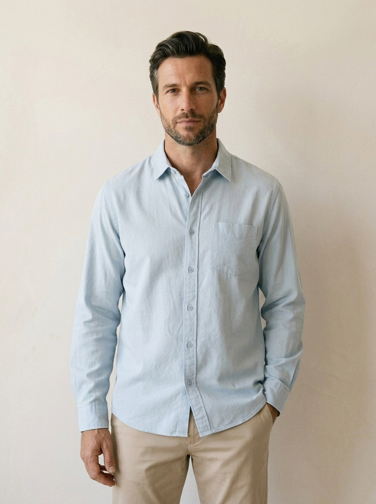 Azul | Camisa social slim Dundee azul – vista de frente, recorte próximo