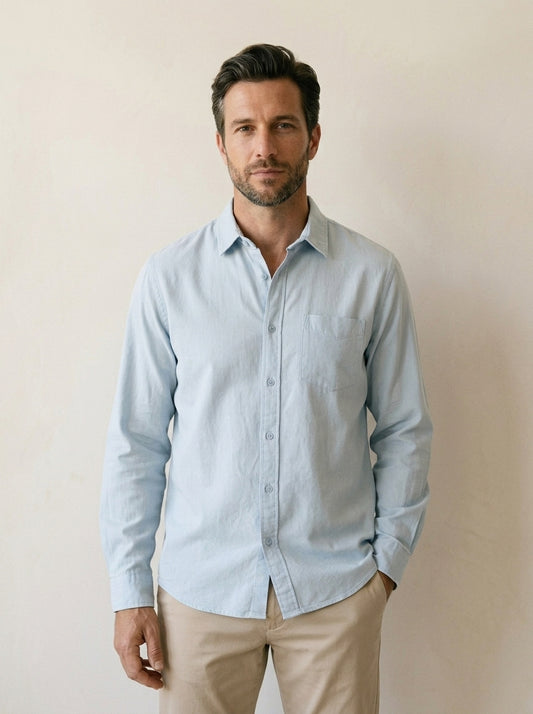 Azul | Camisa social slim Dundee azul – vista de frente, recorte próximo