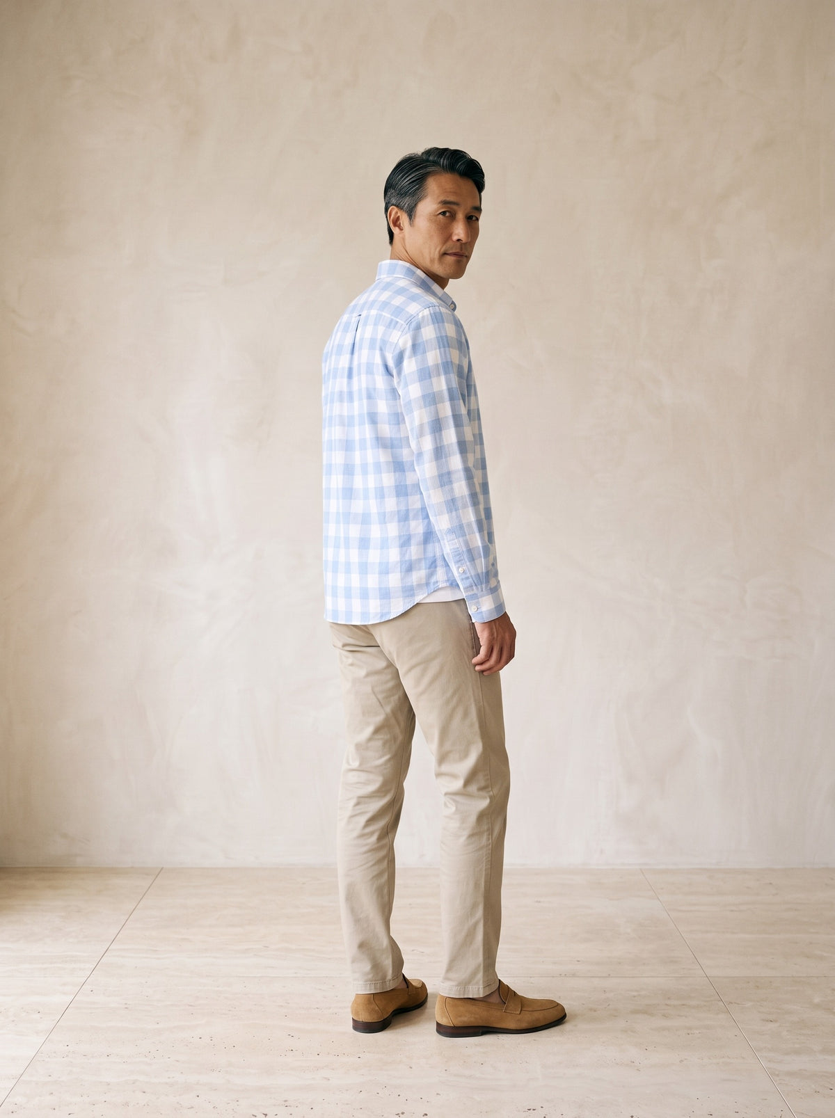 Azul-claro | Camisa social xadrez Eguisheim azul-claro – costas, olhando por cima do ombro