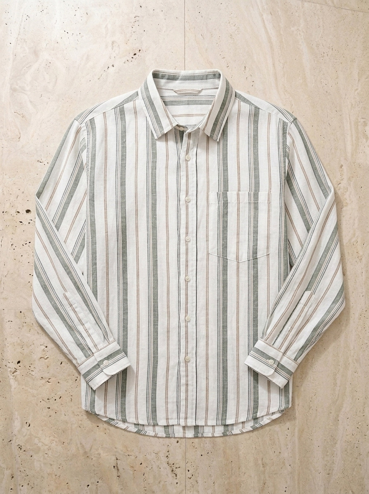 Cinza | Camisa de linho listrada Épinal cinza – peça sozinha vista de cima