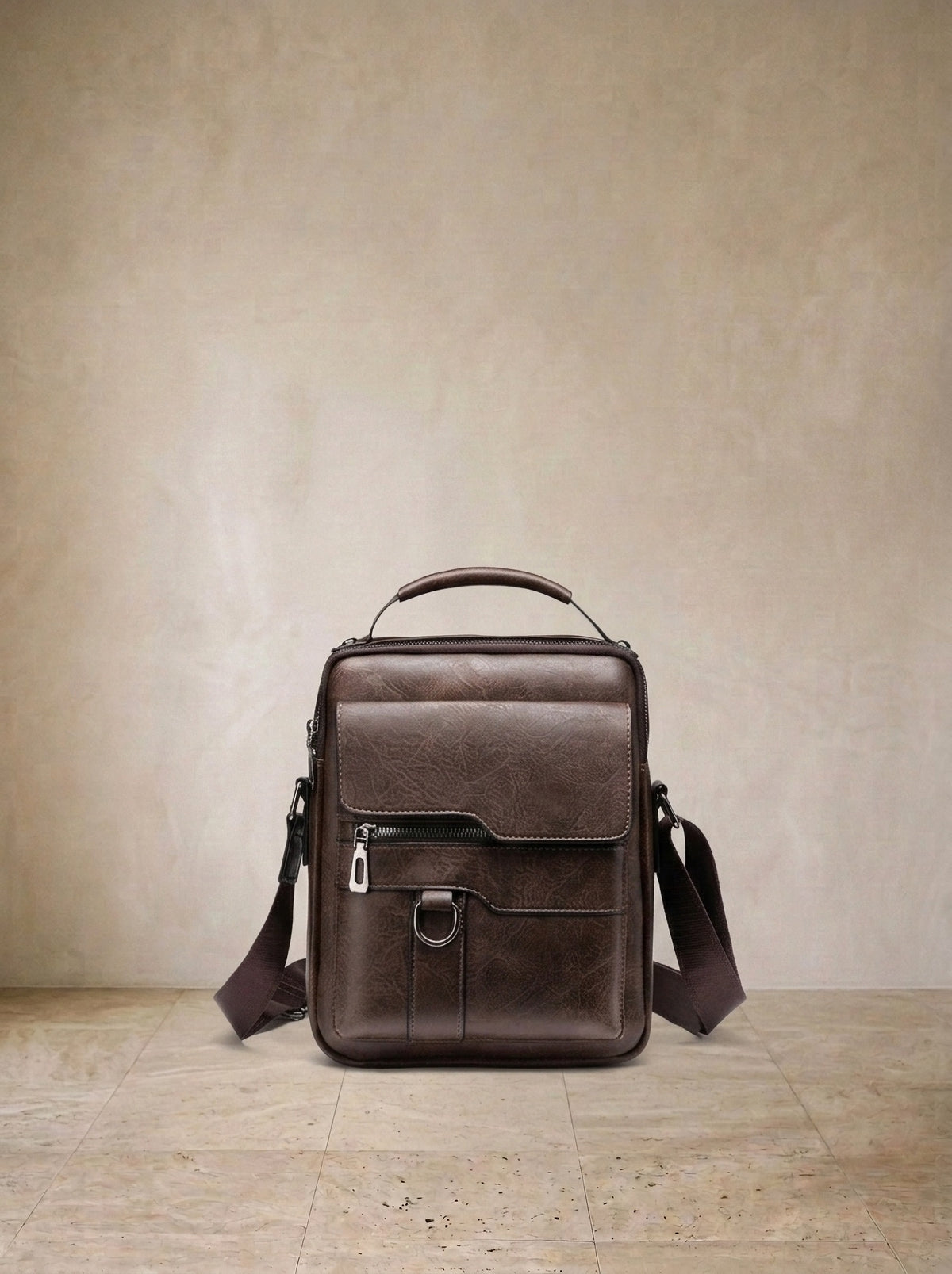 Marrom-escuro | Bolsa de ombro de couro Fiesole marrom-escuro – bolsa sozinha, foto de produto
