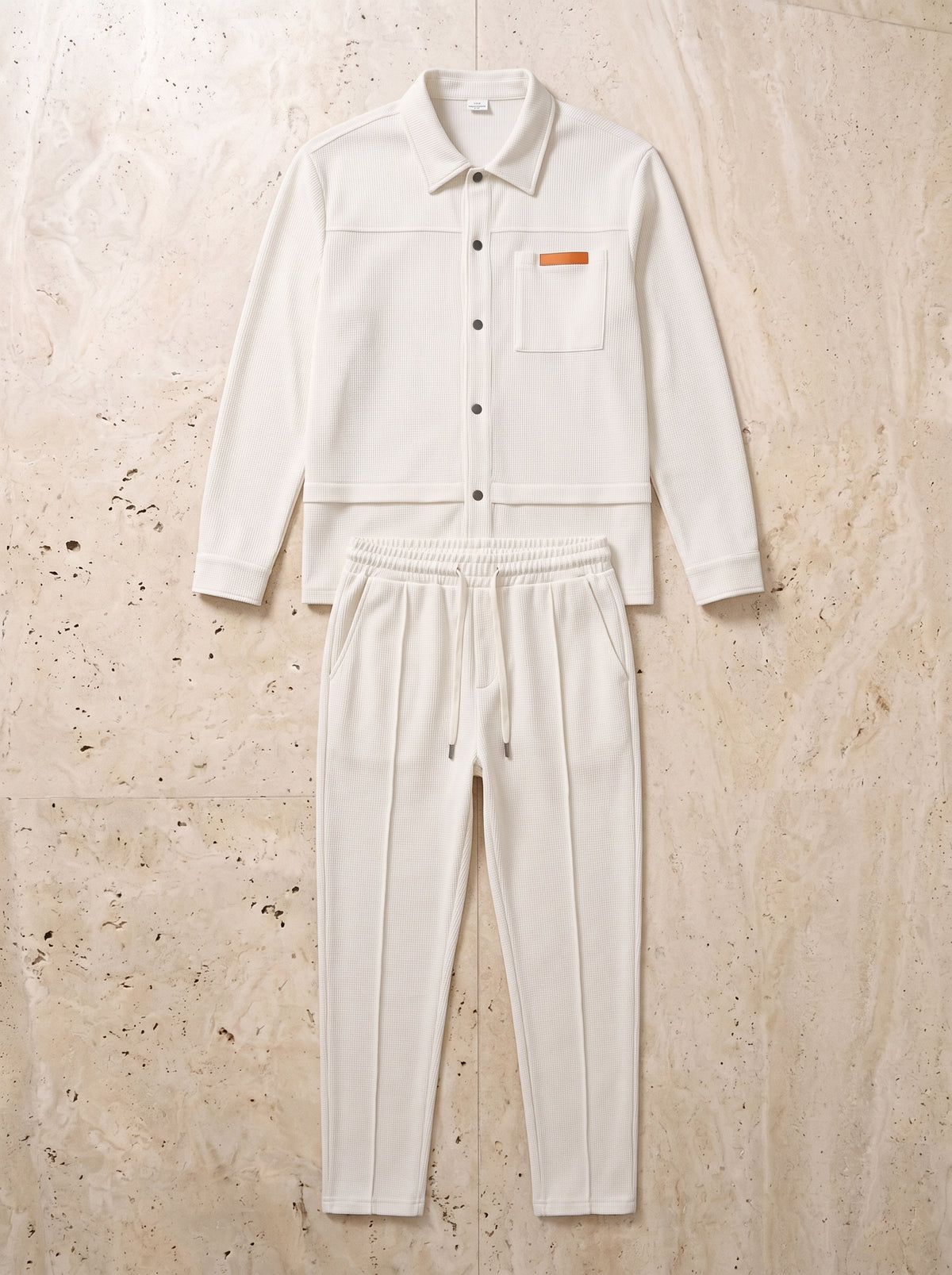 Off-white | Conjunto sobrecamisa waffle e calça Folegandros off-white – peça sozinha vista de cima