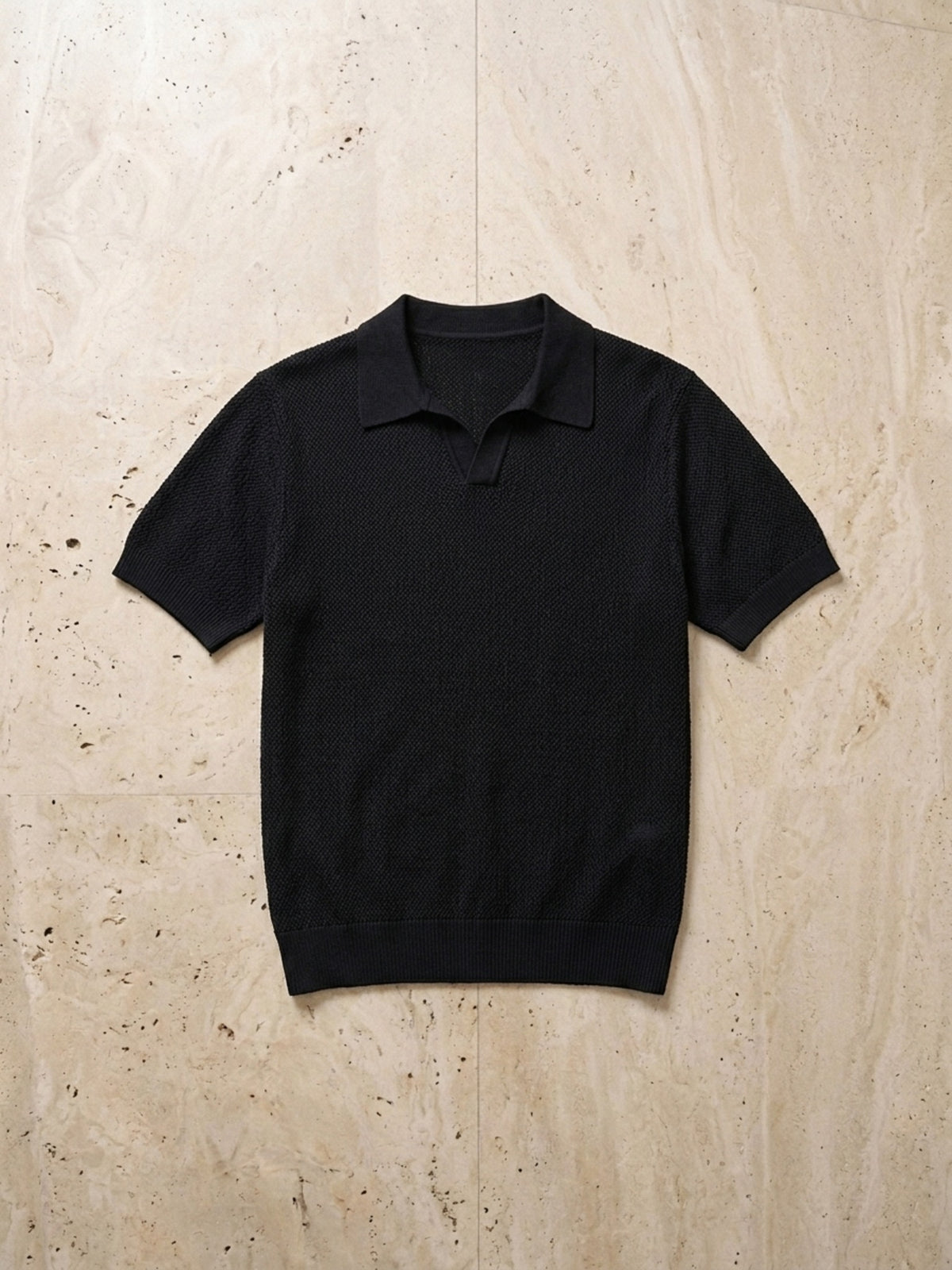 Preto | Camisa polo de tricô slim Sartong Genebra preta – peça sozinha vista de cima