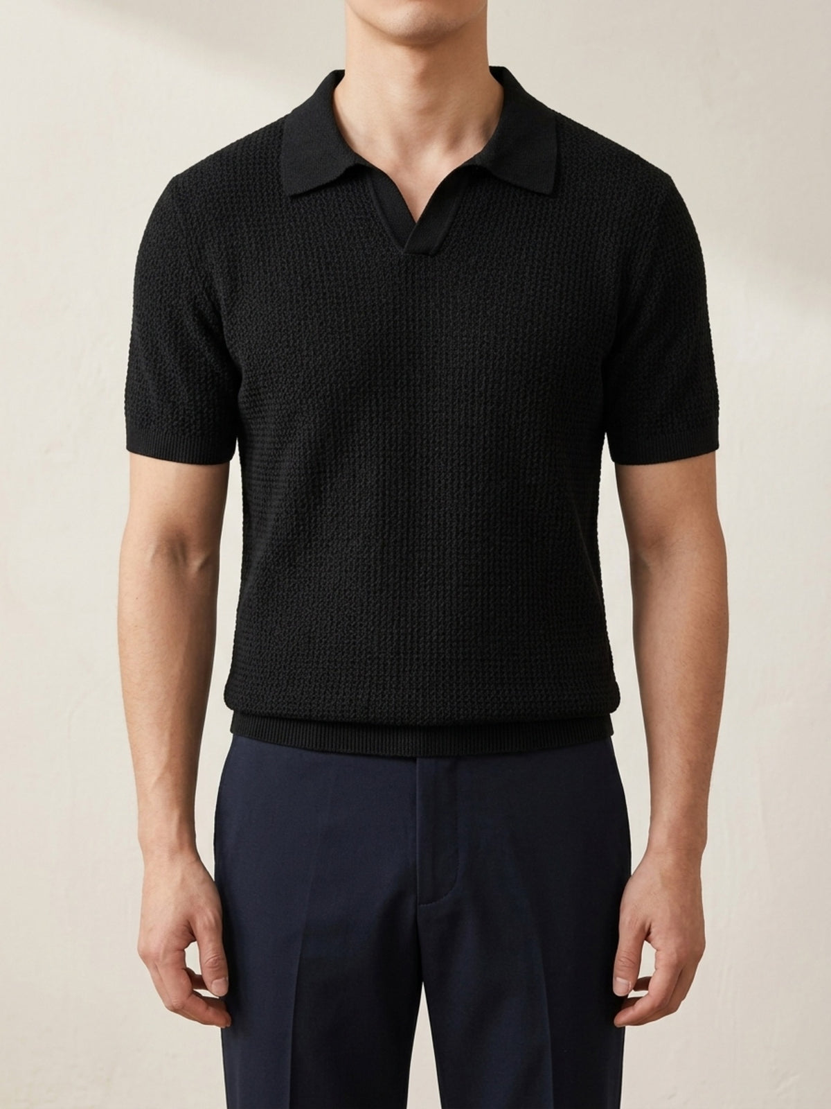 Preto | Camisa polo de tricô slim Sartong Genebra preta – peça no corpo, foto de produto