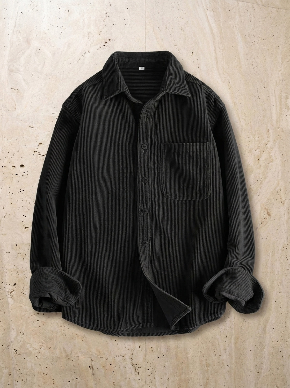 Preto | Camisa de veludo manga longa Graz preto – peça sozinha vista de cima