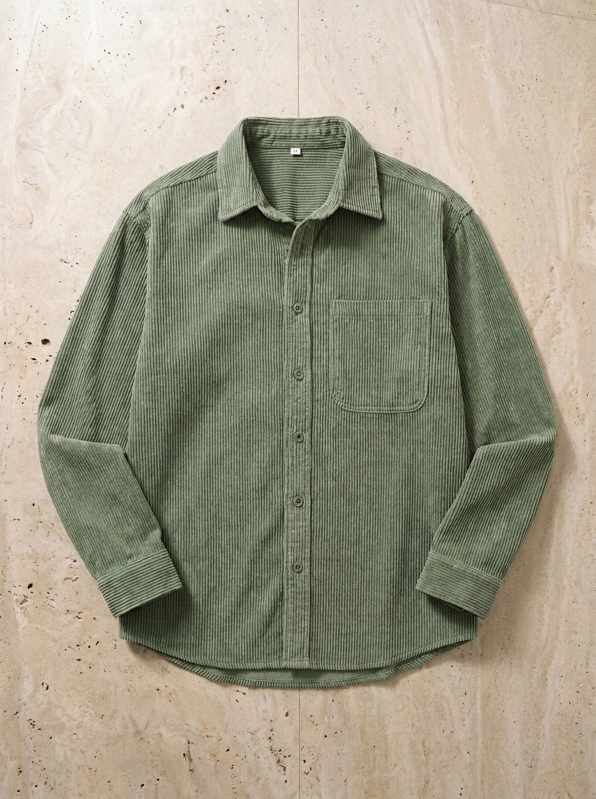Verde | Camisa de veludo manga longa Graz verde – peça sozinha vista de cima