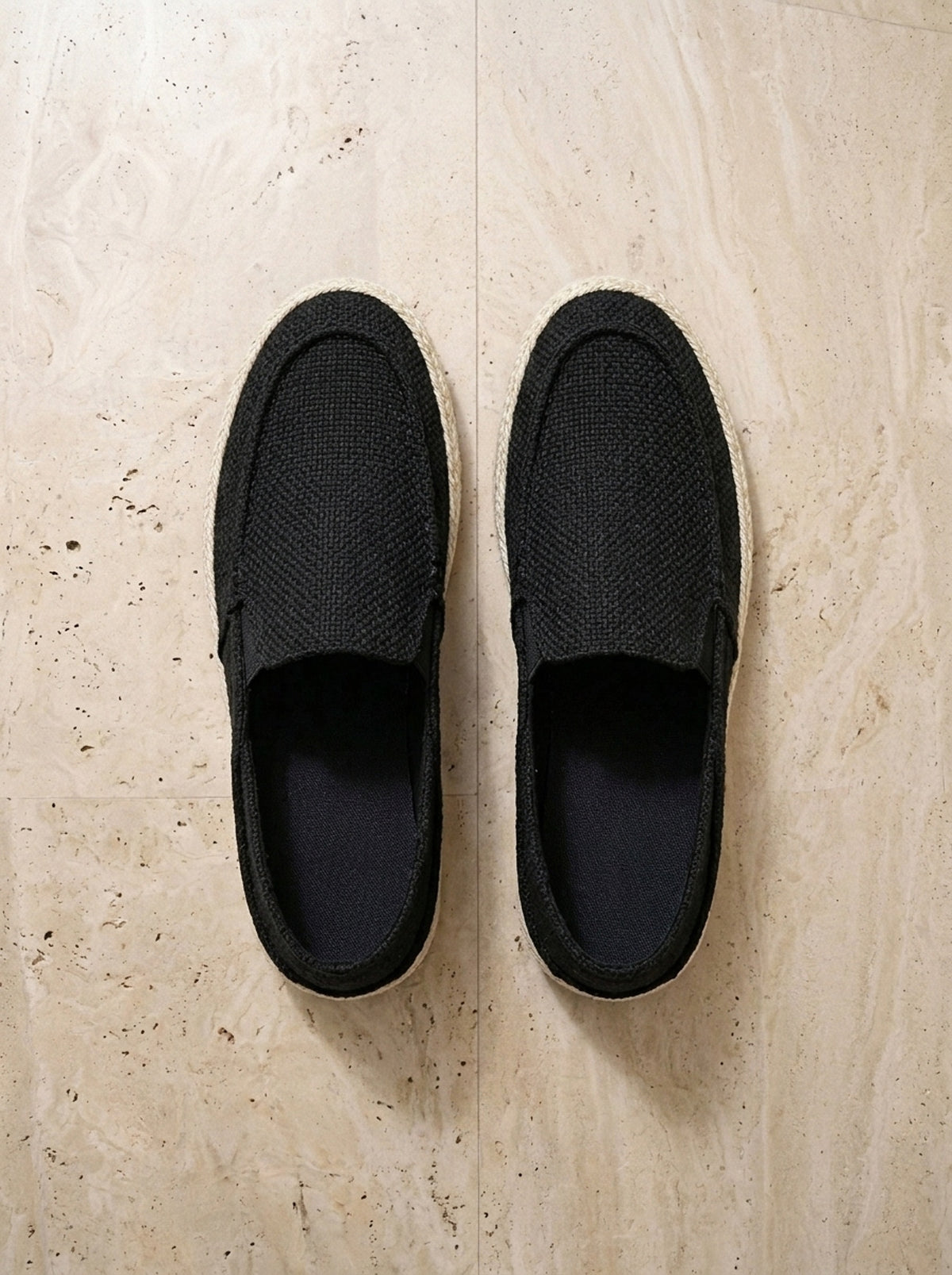 Preto | Mocassim espadrille Haarlem preto – par visto de cima