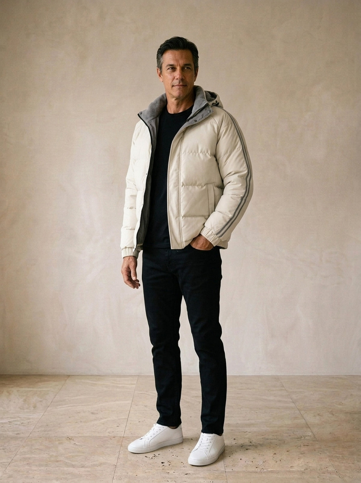 Off-white | Jaqueta puffer com capuz Haia off-white – vista três quartos