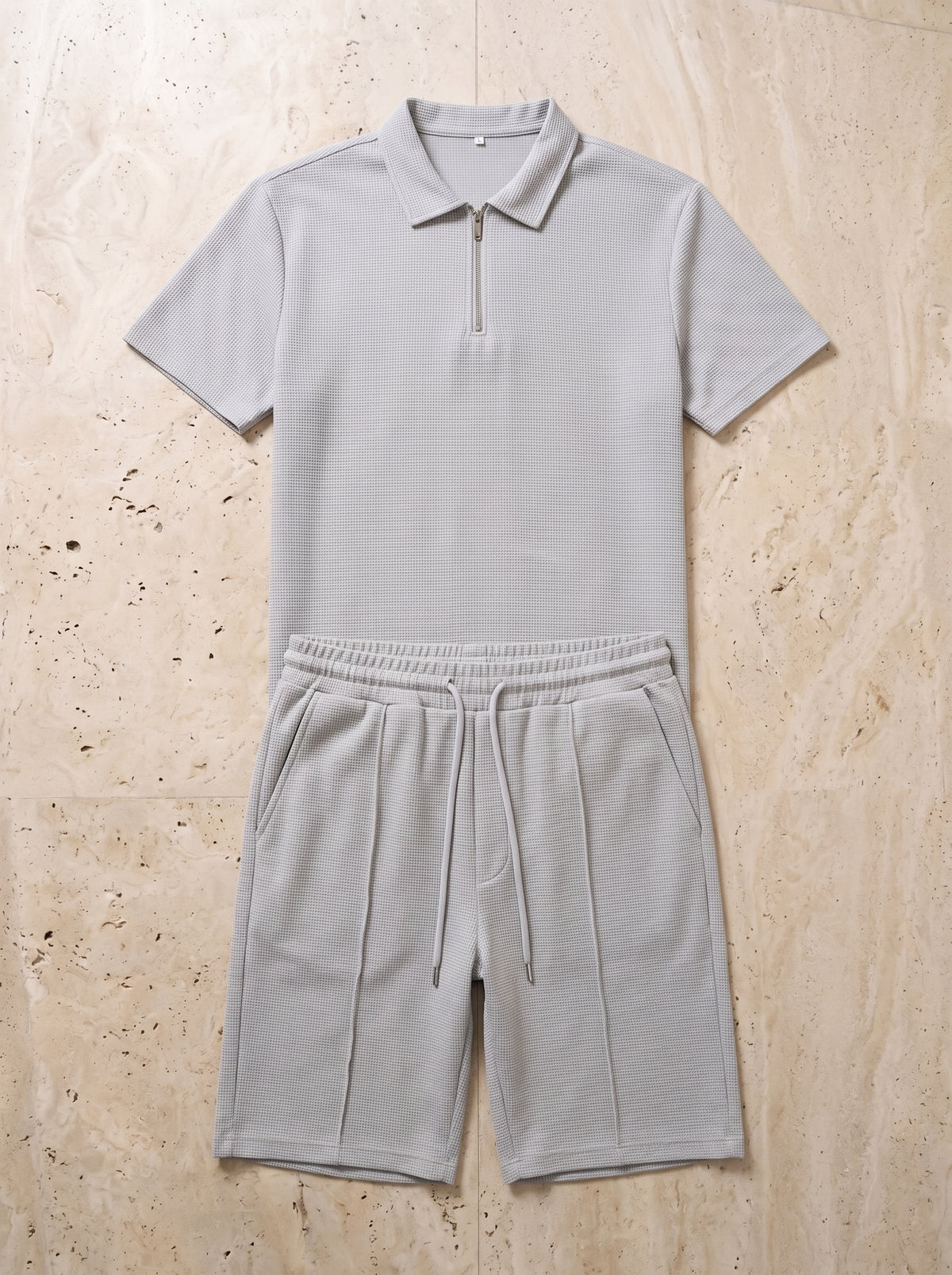 Cinza | Conjunto polo waffle com zíper e short Hydra cinza – peça sozinha vista de cima