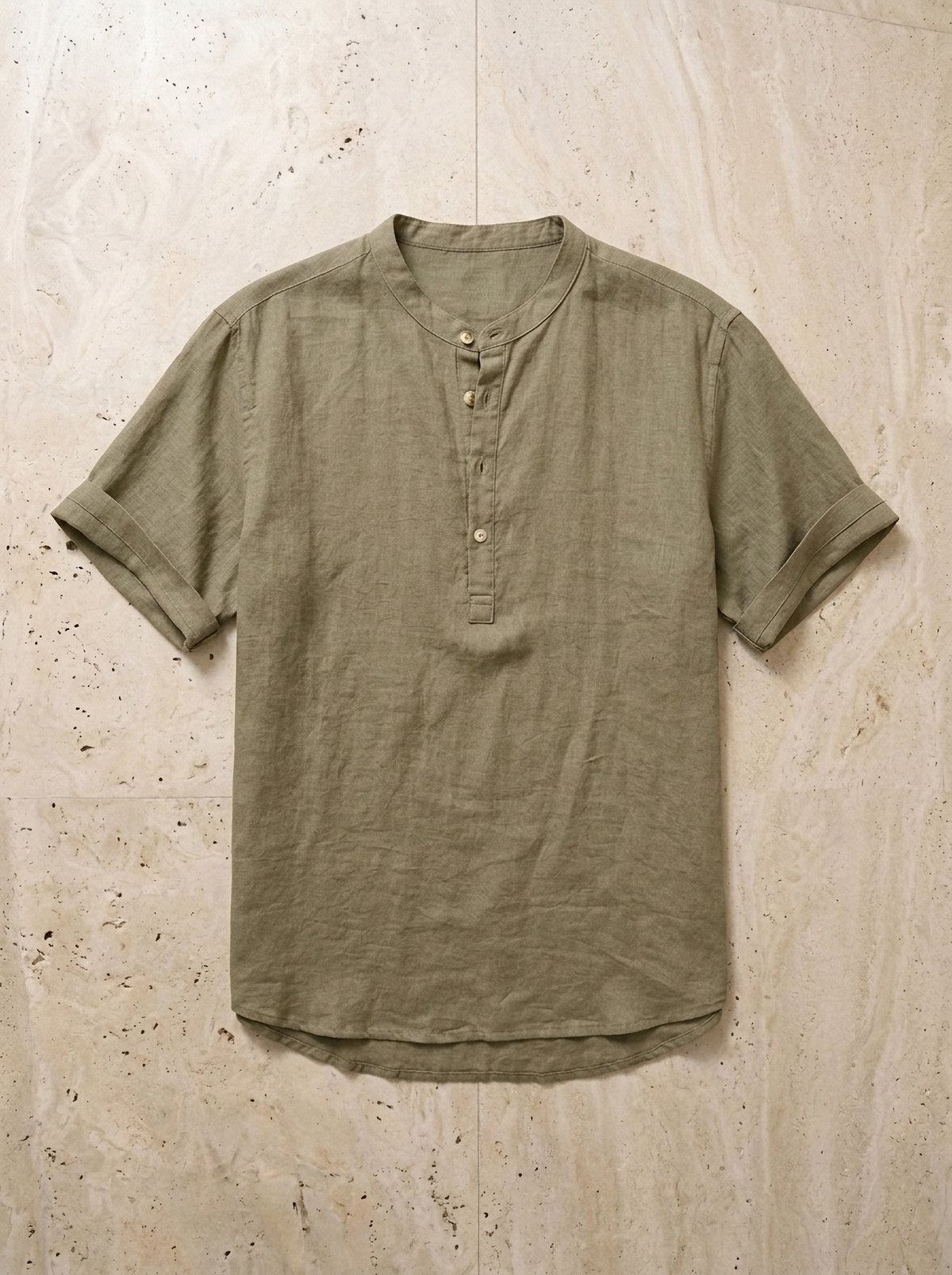Verde | Camisa de linho manga curta Interlaken verde – peça sozinha vista de cima