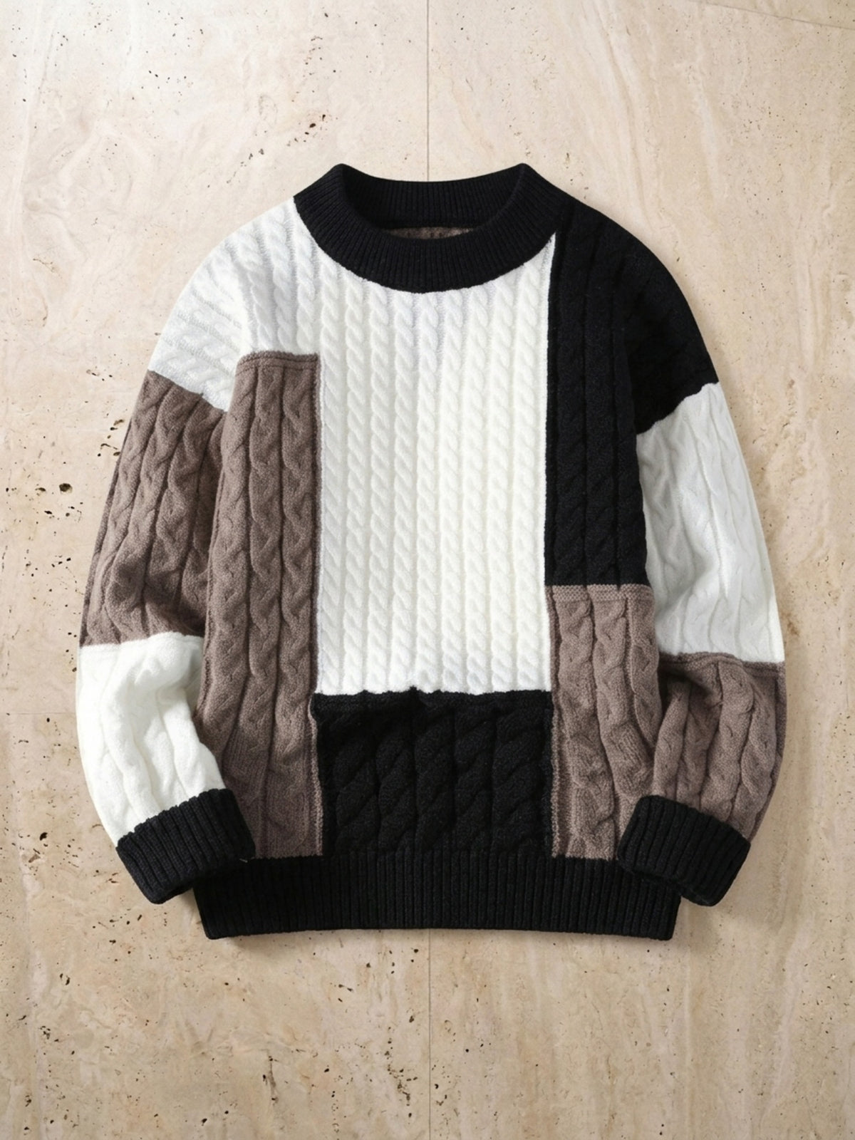 Preto | Suéter de tricô patchwork Sartong Iseltwald preto – peça sozinha vista de cima