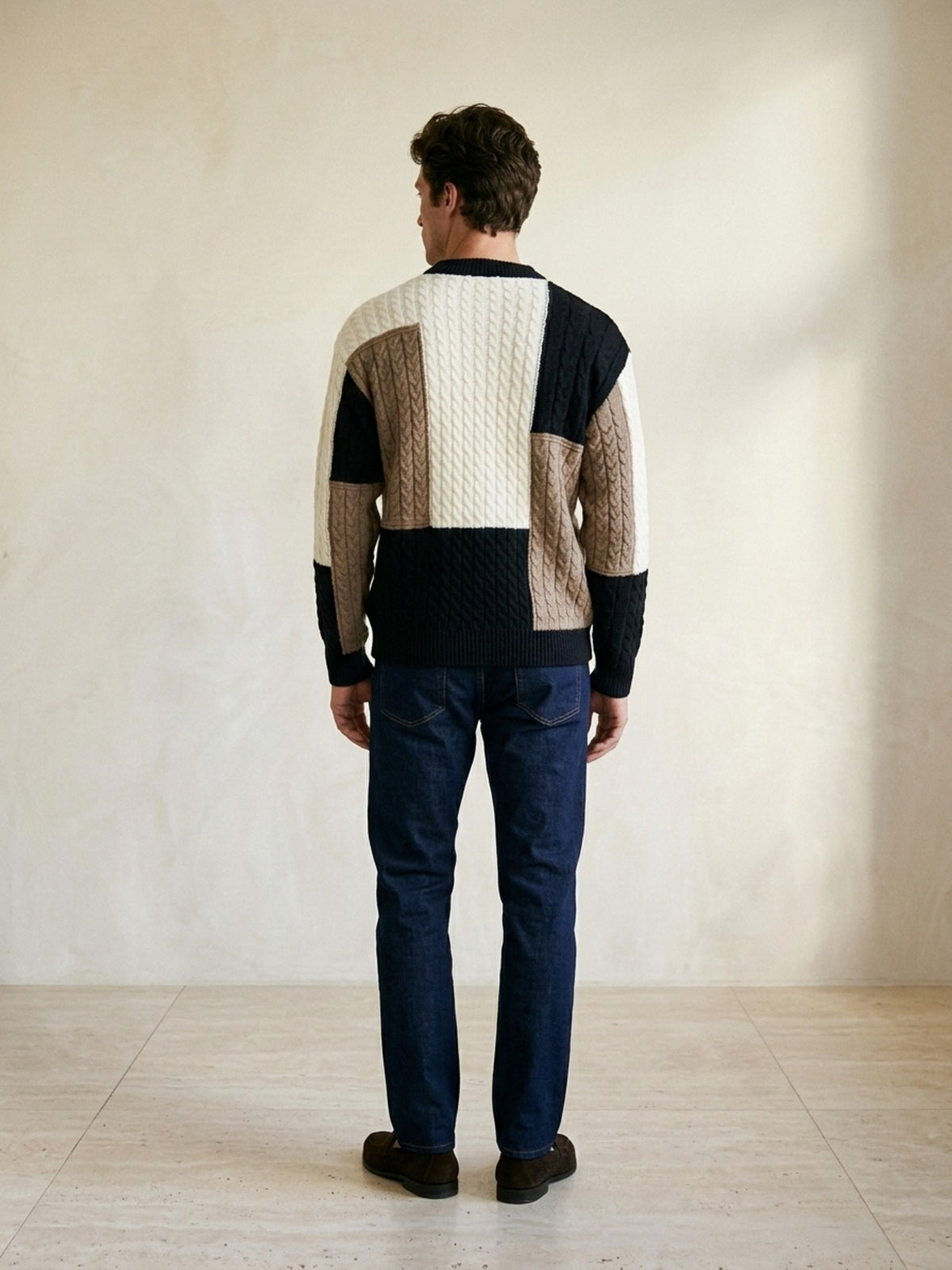 Preto | Suéter de tricô patchwork Sartong Iseltwald preto – vista de costas