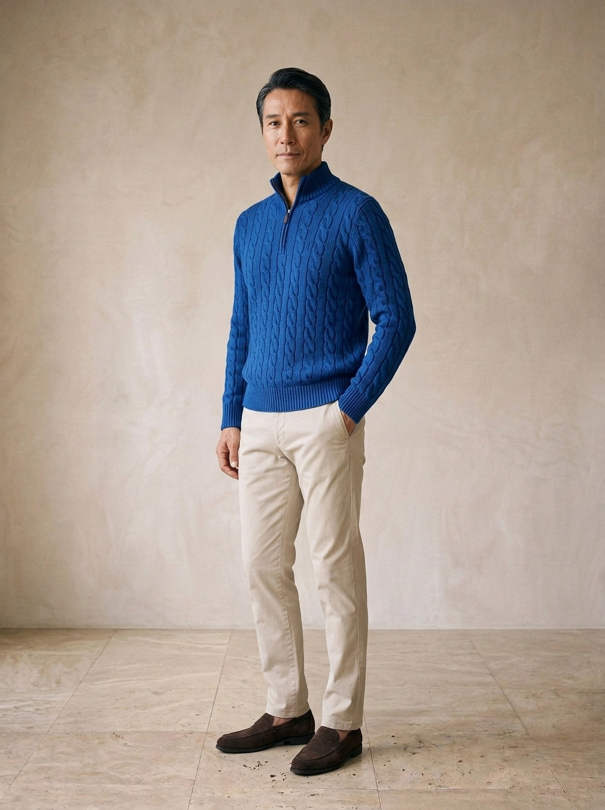 Azul | Suéter de tricot fino Kandersteg azul – vista três quartos