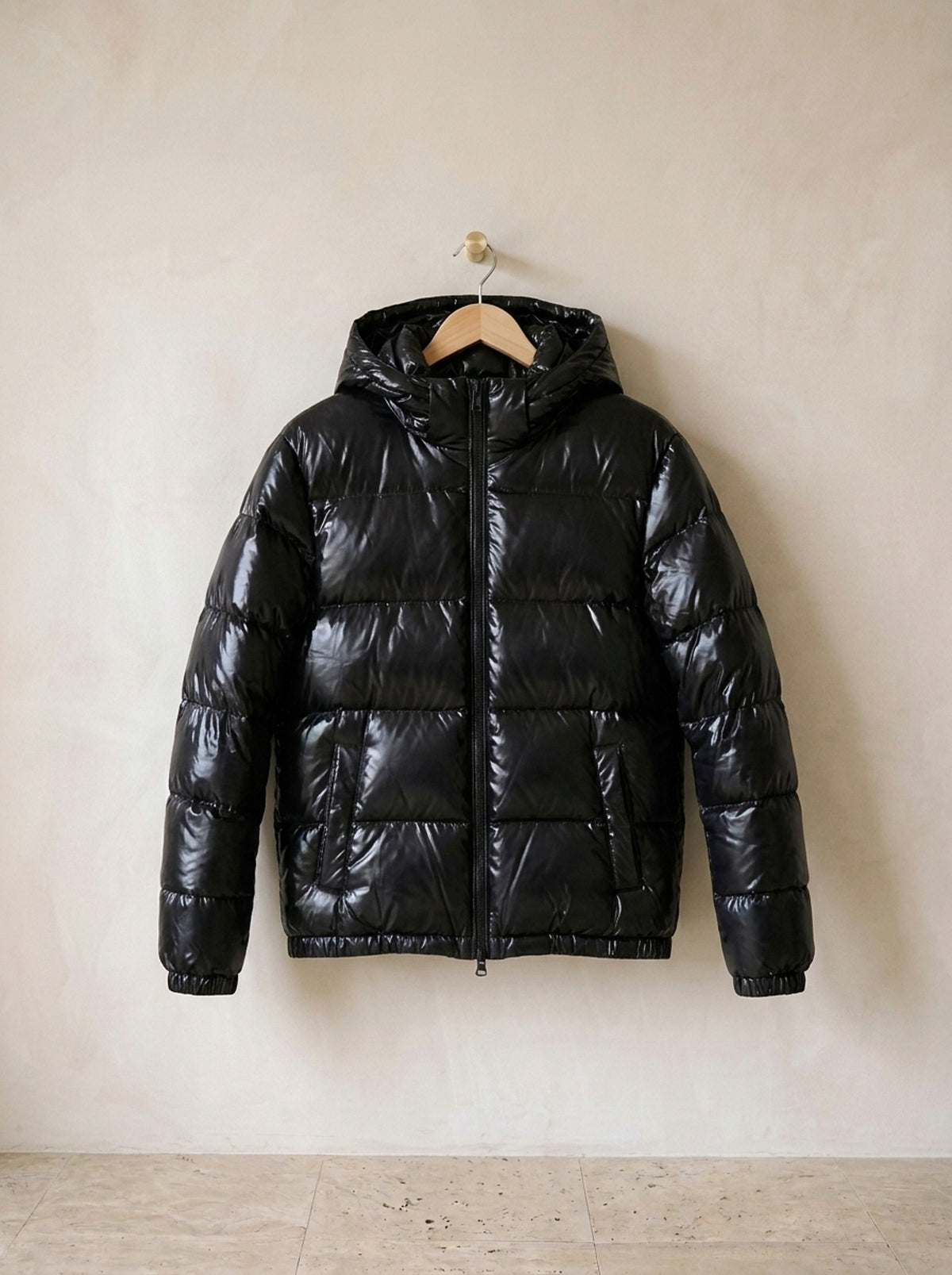 Preto | Jaqueta puffer brilhante com capuz Kaunas preto – peça sozinha, foto de produto