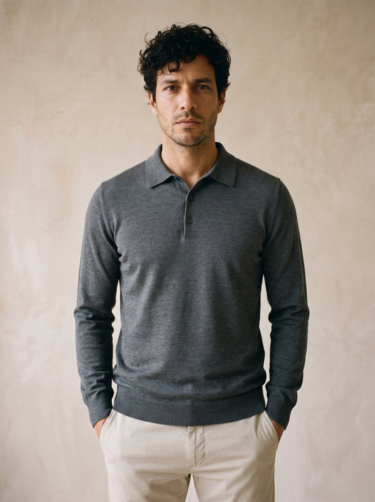 Cinza-escuro | Camisa polo de tricot Killarney cinza-escuro – vista de frente, recorte próximo