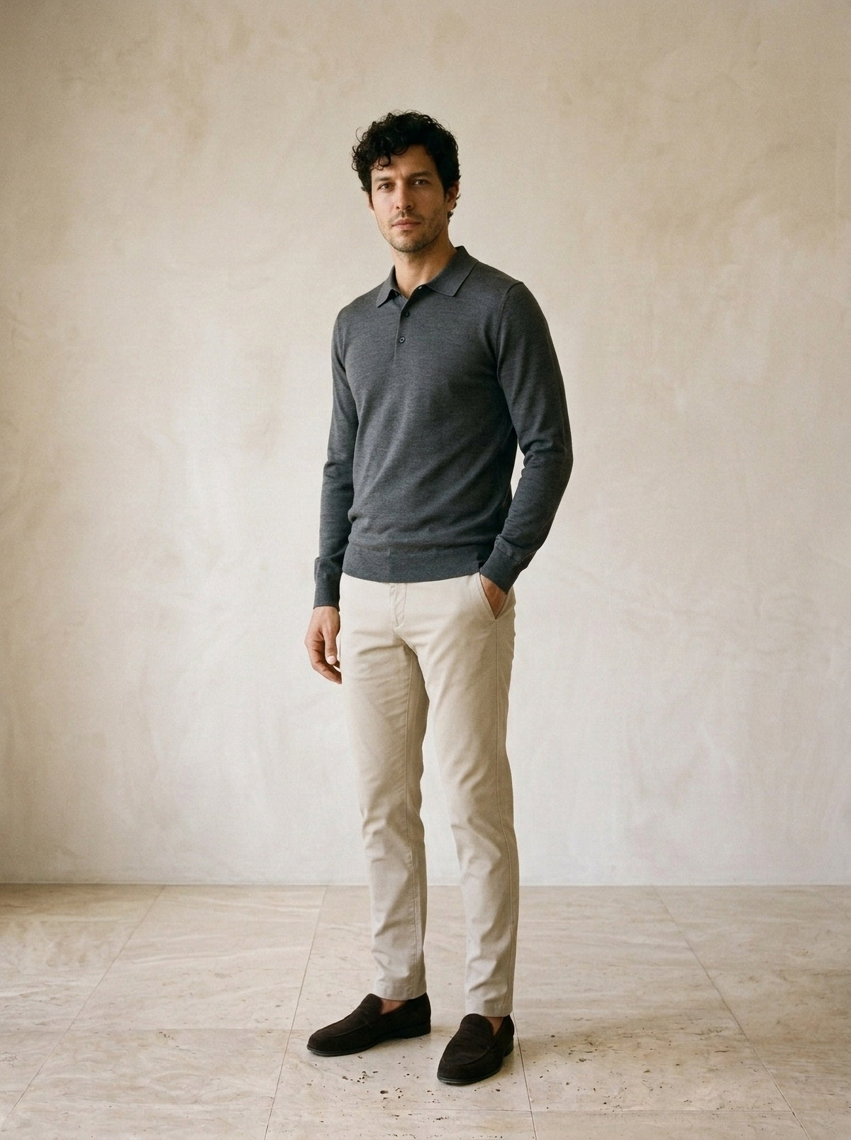 Cinza-escuro | Camisa polo de tricot Killarney cinza-escuro – vista três quartos