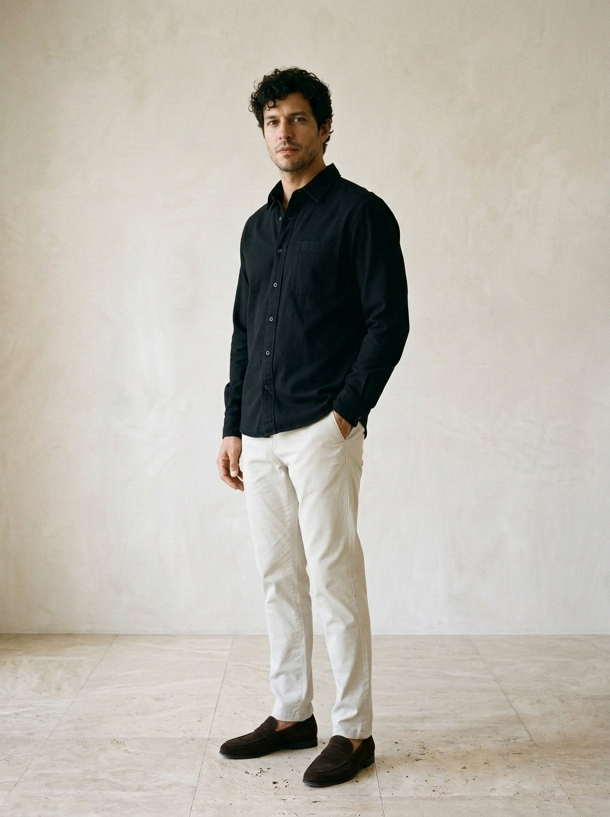 Preto | Camisa de algodão Kristiansand preto – vista três quartos