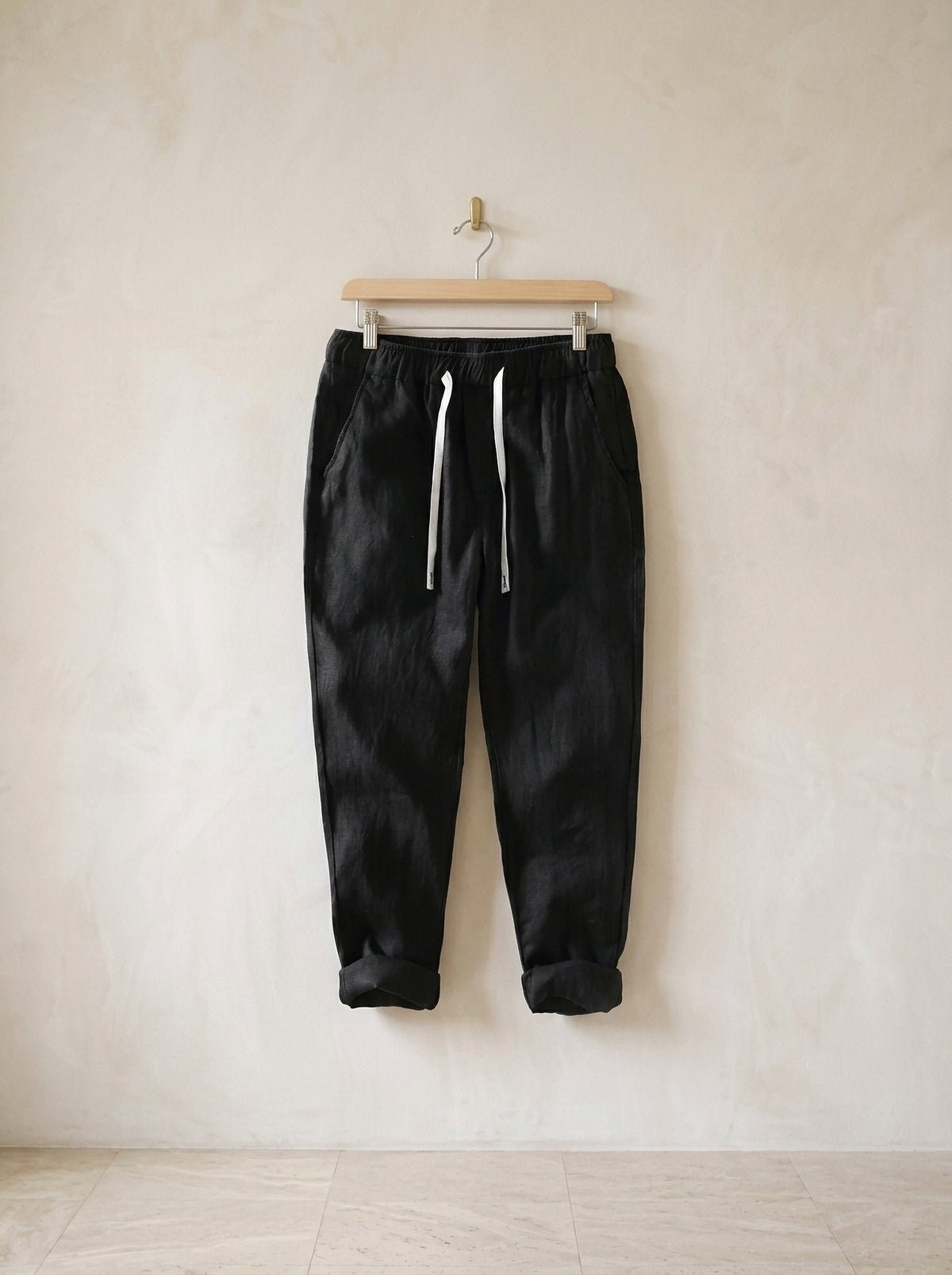 Preto | Calça de linho Kutná Hora preto – peça sozinha, foto de produto