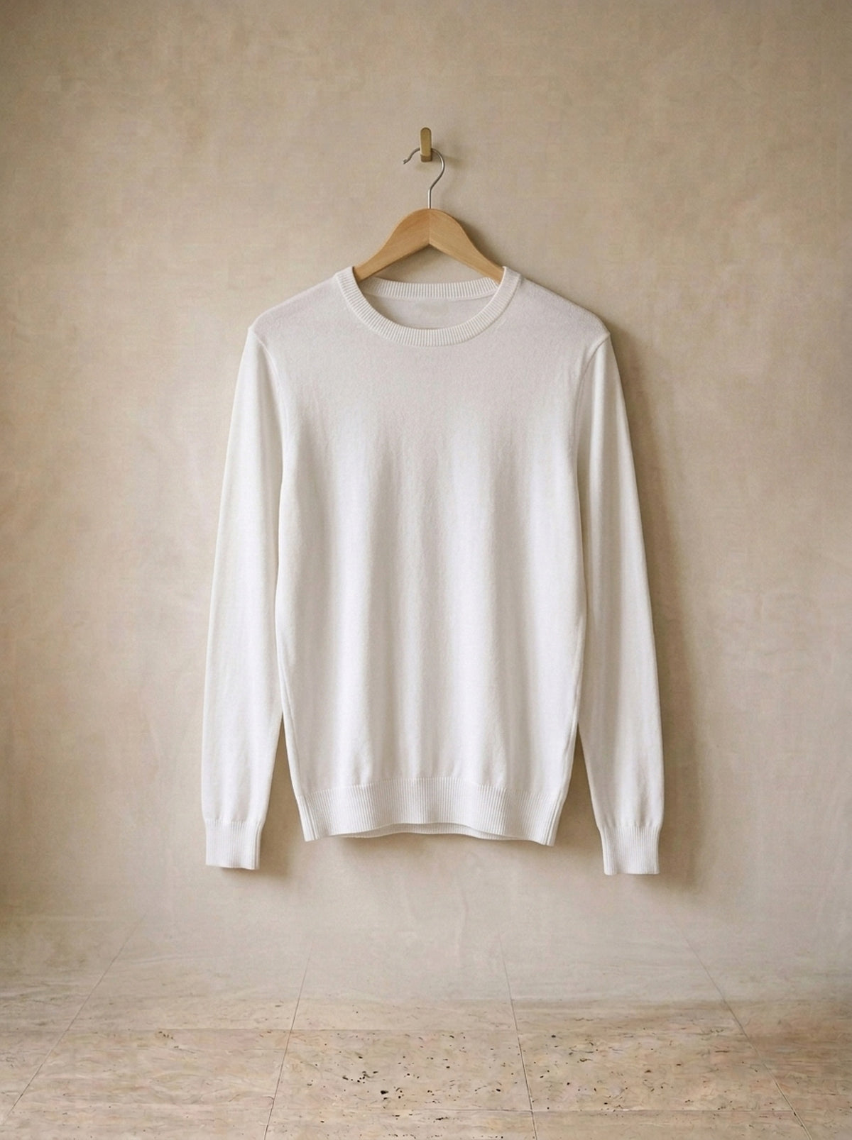 Branco | Suéter gola redonda slim Les Gets branco – peça sozinha, foto de produto