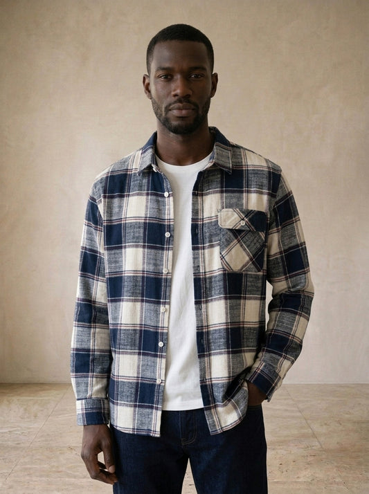 Azul | Camisa de flanela xadrez Lisboa azul – vista de frente, recorte próximo