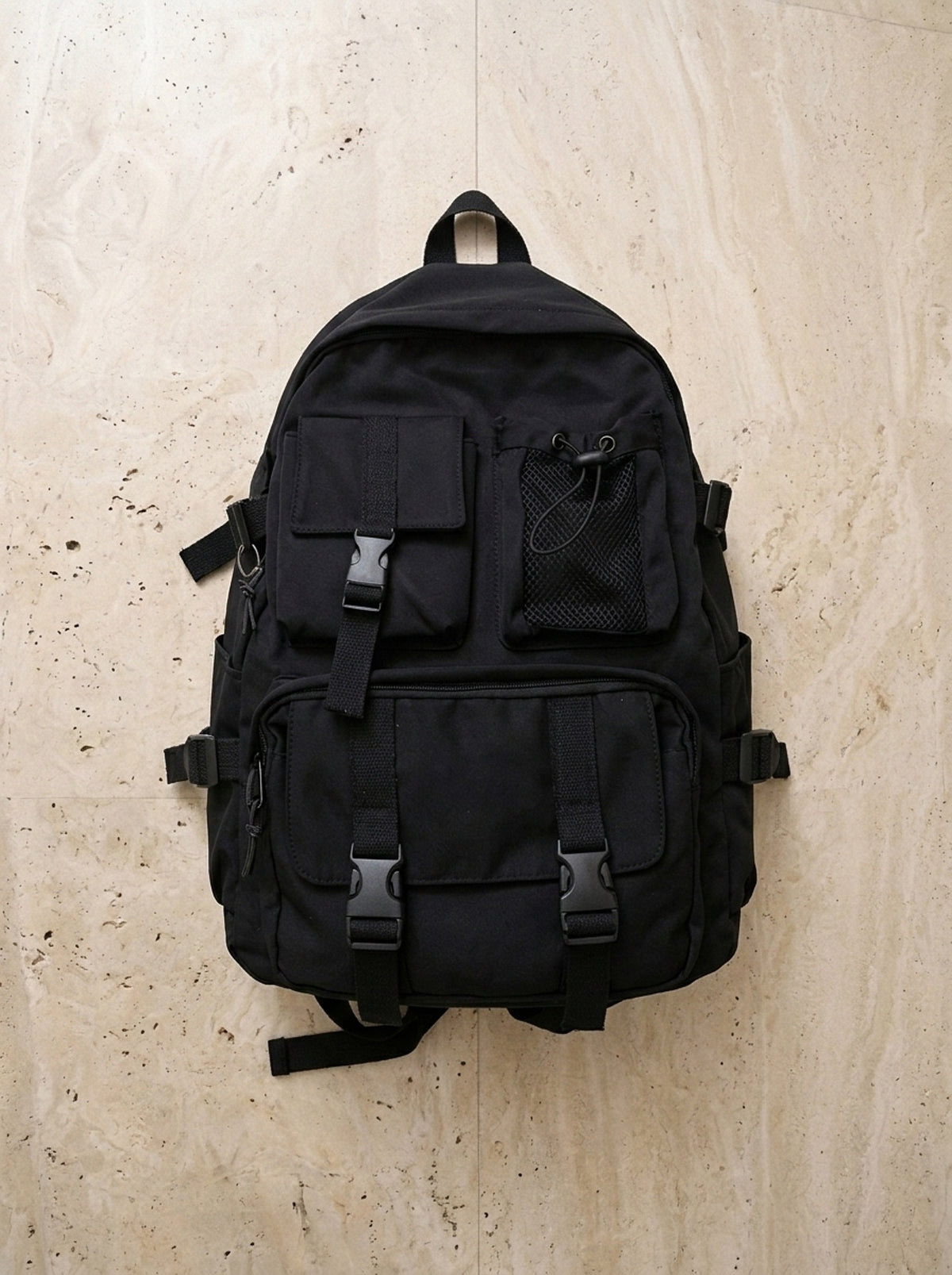 Preto | Mochila de nylon impermeável Locarno preto – mochila sozinha vista de cima