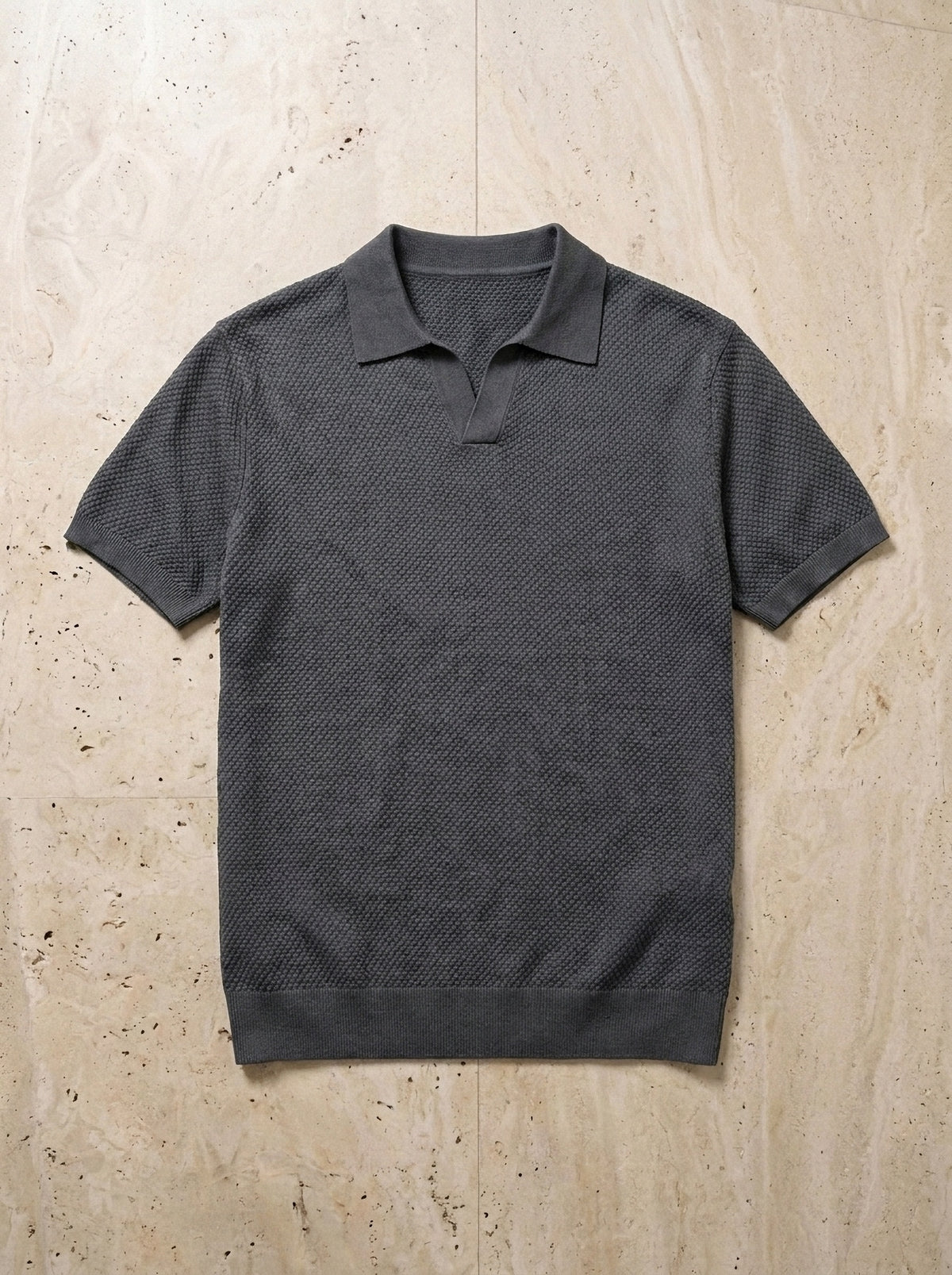 Cinza-escuro | Camisa polo de tricot slim Londres cinza-escuro – peça sozinha vista de cima