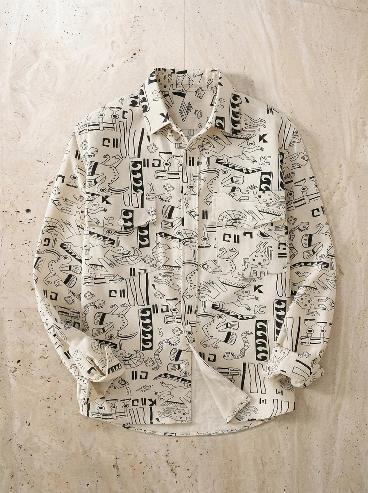 Bege | Camisa estampa de traços Lourmarin bege – peça sozinha vista de cima