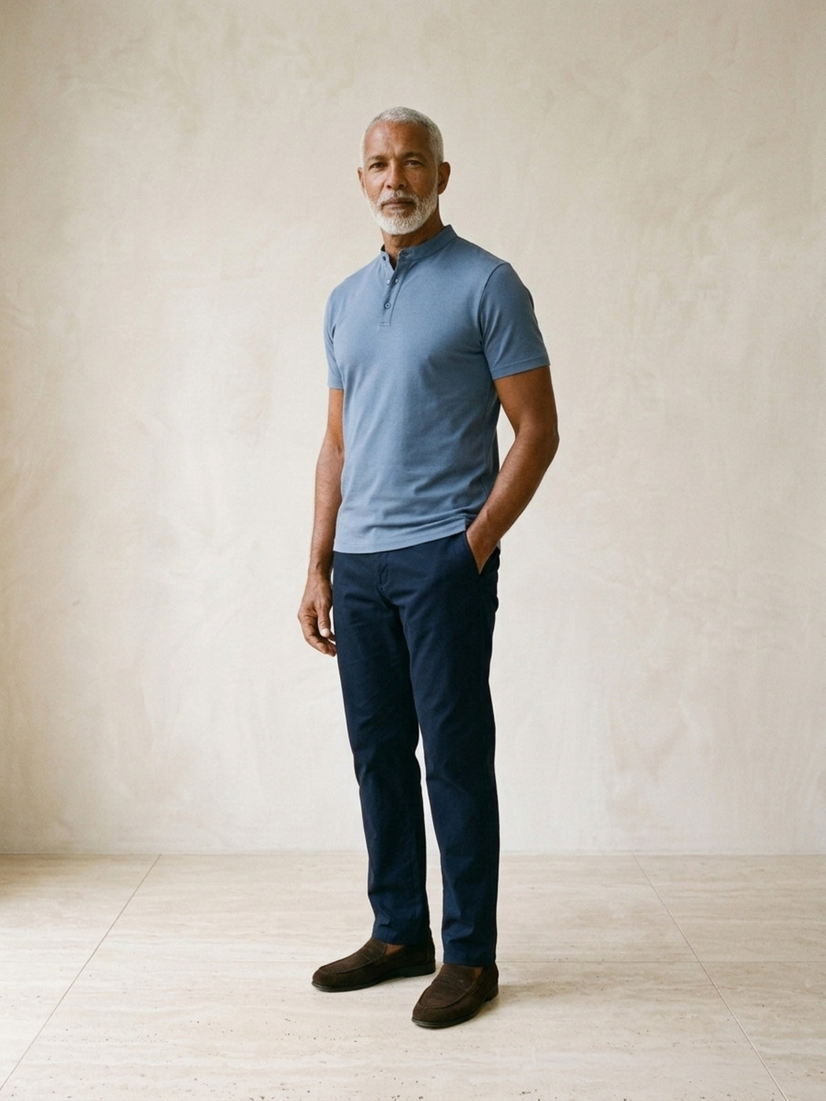 Azul | Camisa polo de algodão slim Sartong Lugano azul – vista três quartos