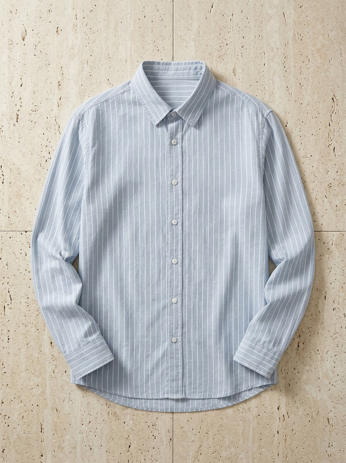 Azul | Camisa social slim Metz azul – peça sozinha vista de cima
