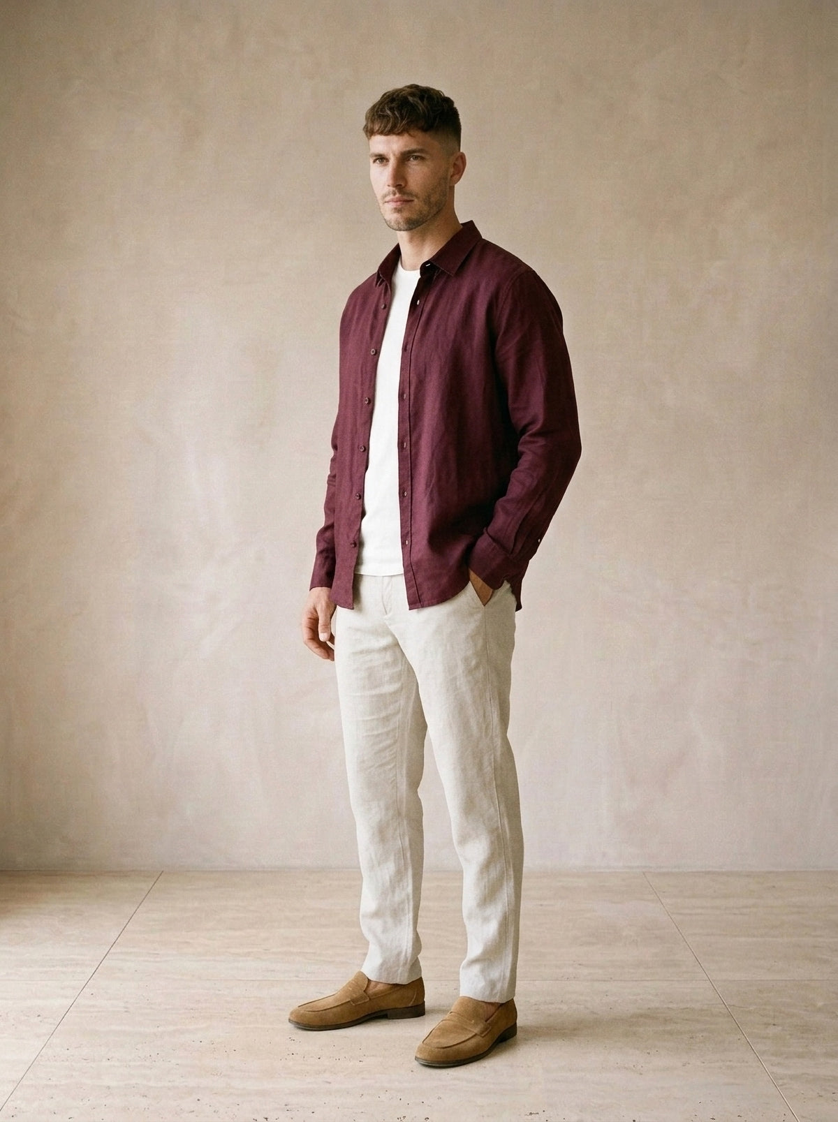 Vinho | Camisa de linho Mijas vinho – vista três quartos